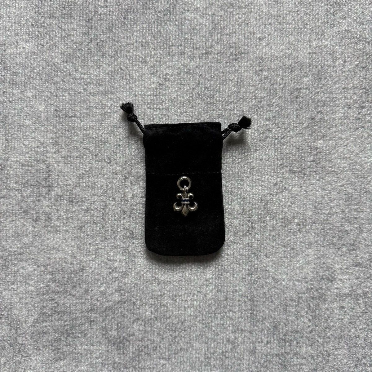 Chrome Hearts Chrome Hearts Fleur Charm with blue stone Size ONE SIZE - 1 Thumbnail