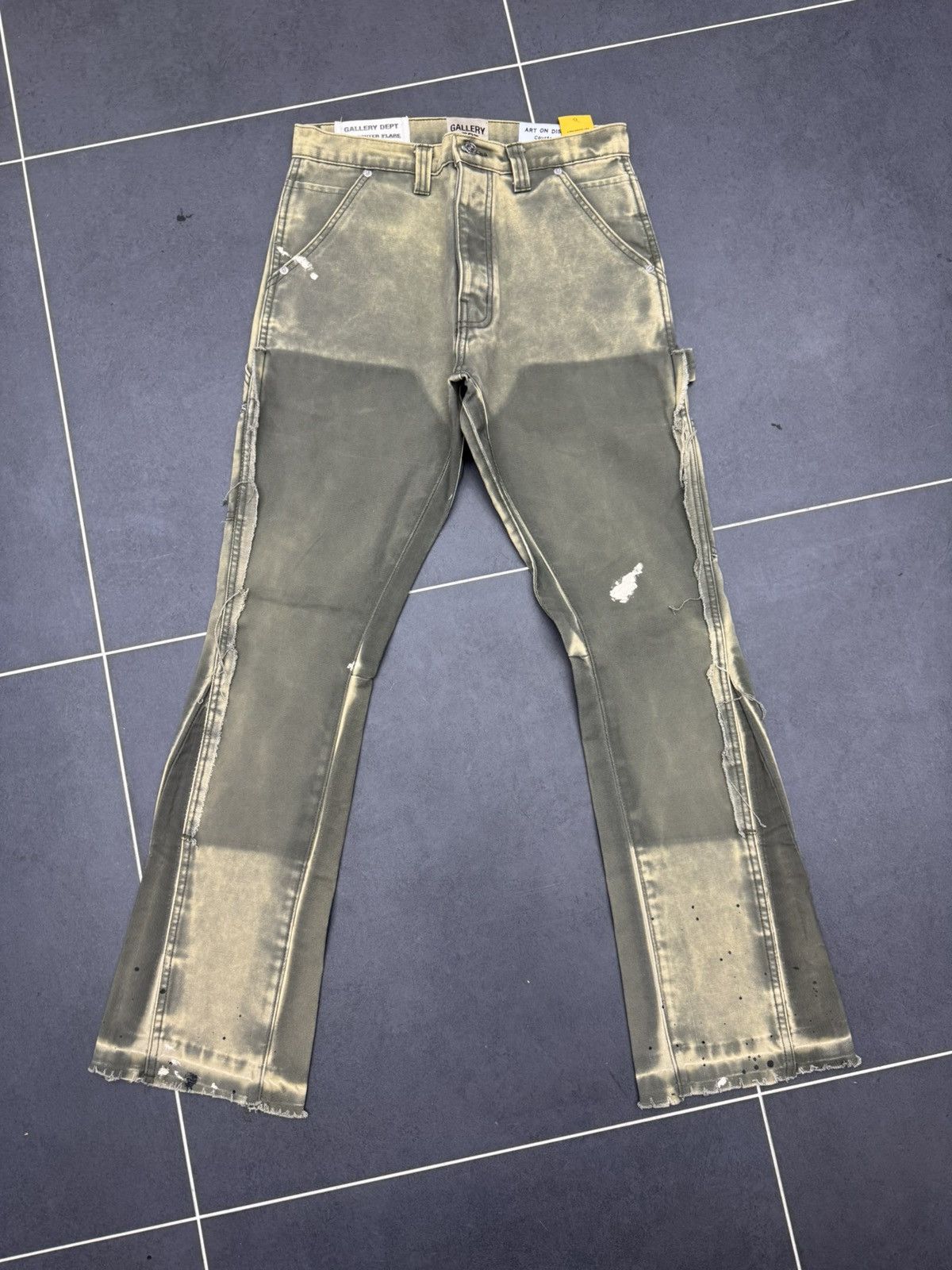 Gallery Dept. Olive green gallery dept flare pants Size US 31 - 1 Thumbnail