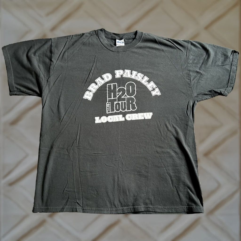 Vintage Brad Paisley H2O World Tour T Shirt Men’s XL Black Paisley Tour Merchandise Shirt Size US XL / EU 56 / 4 - 1 Thumbnail