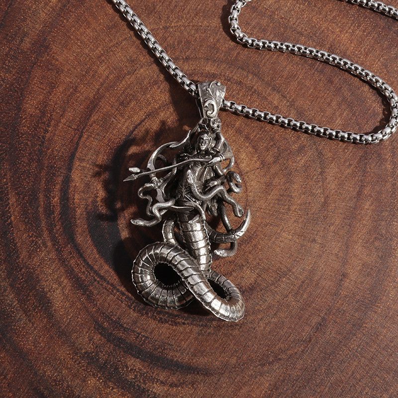 Vintage Medusa Pendant Snake Hair Necklace Size ONE SIZE - 3 Thumbnail