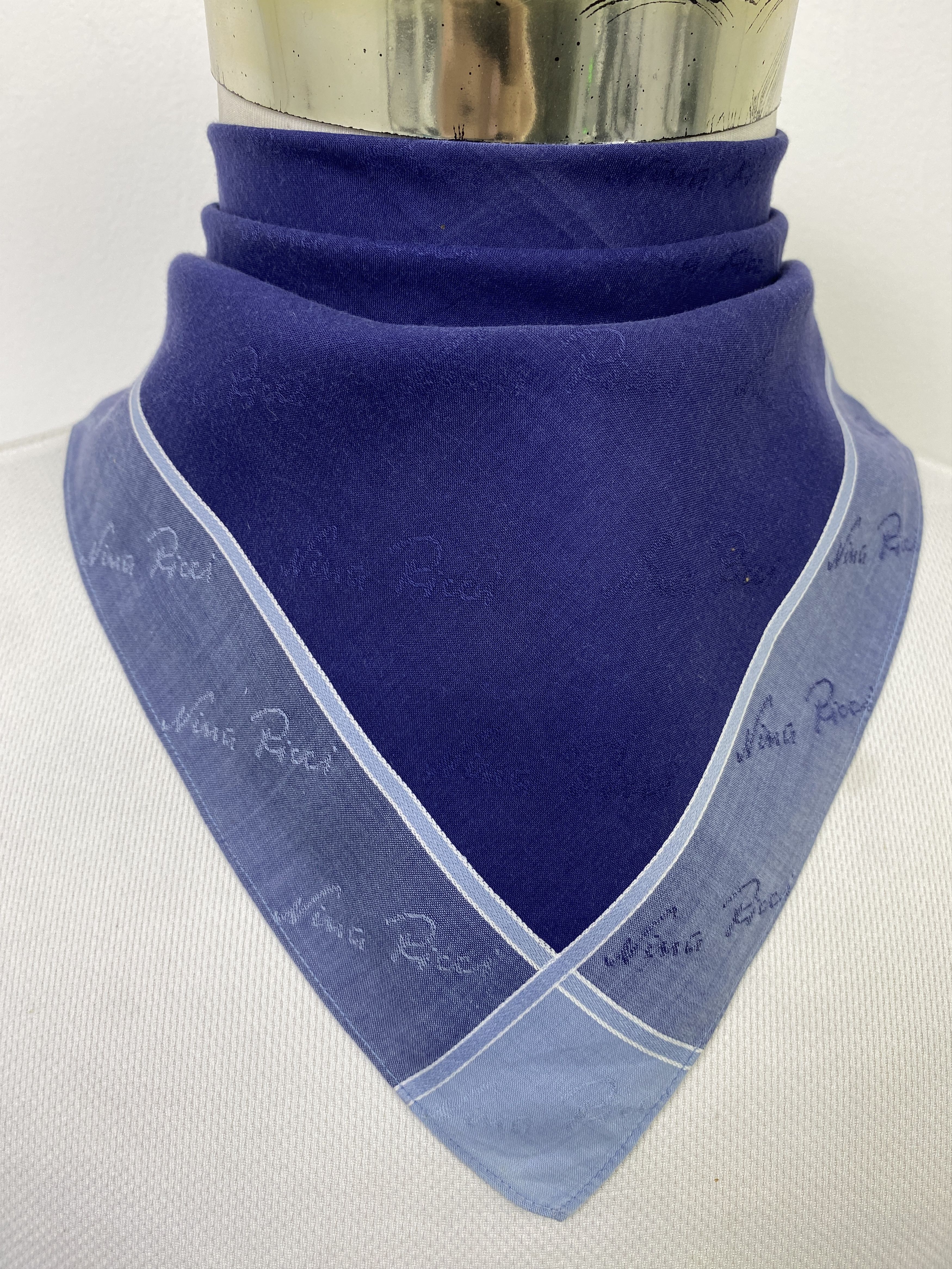 Other Vintage Nina Ricci Handkerchief / Neckerchief KT0087 Size ONE SIZE - 2 Thumbnail