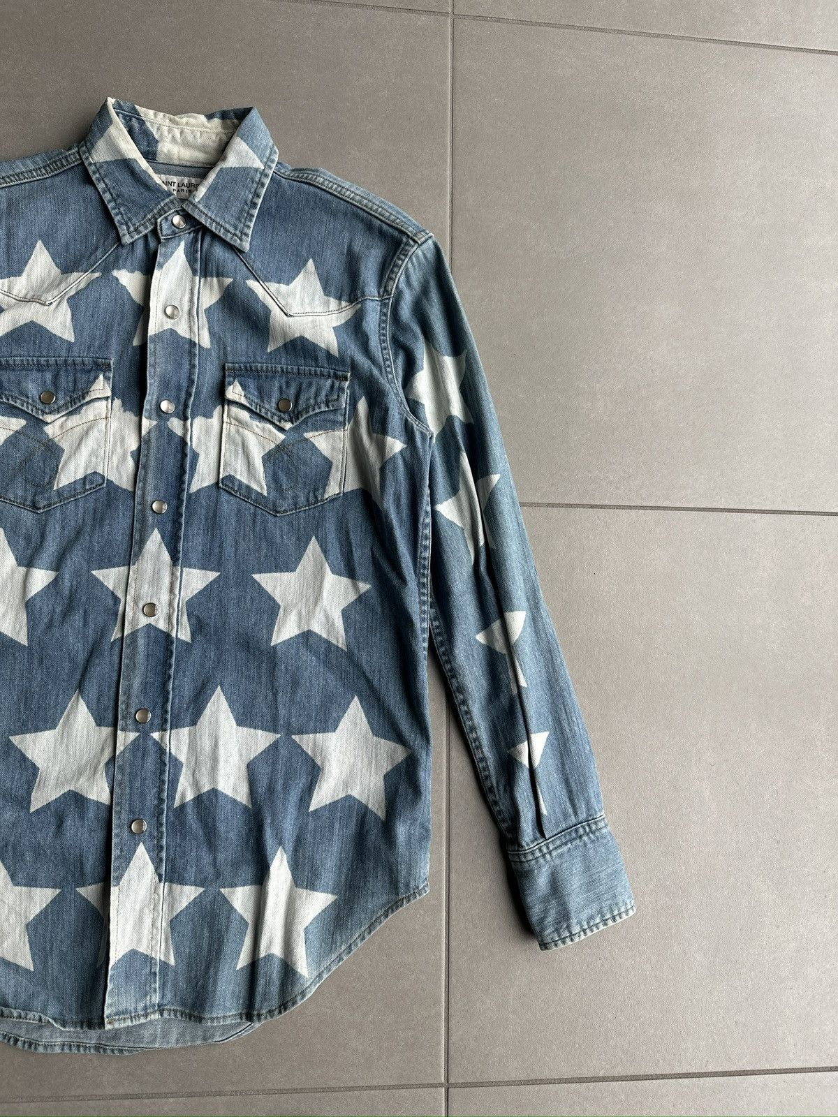 Saint Laurent Paris Saint Laurent Paris SS17 star print denim button up Size US S / EU 44-46 / 1 - 5 Thumbnail
