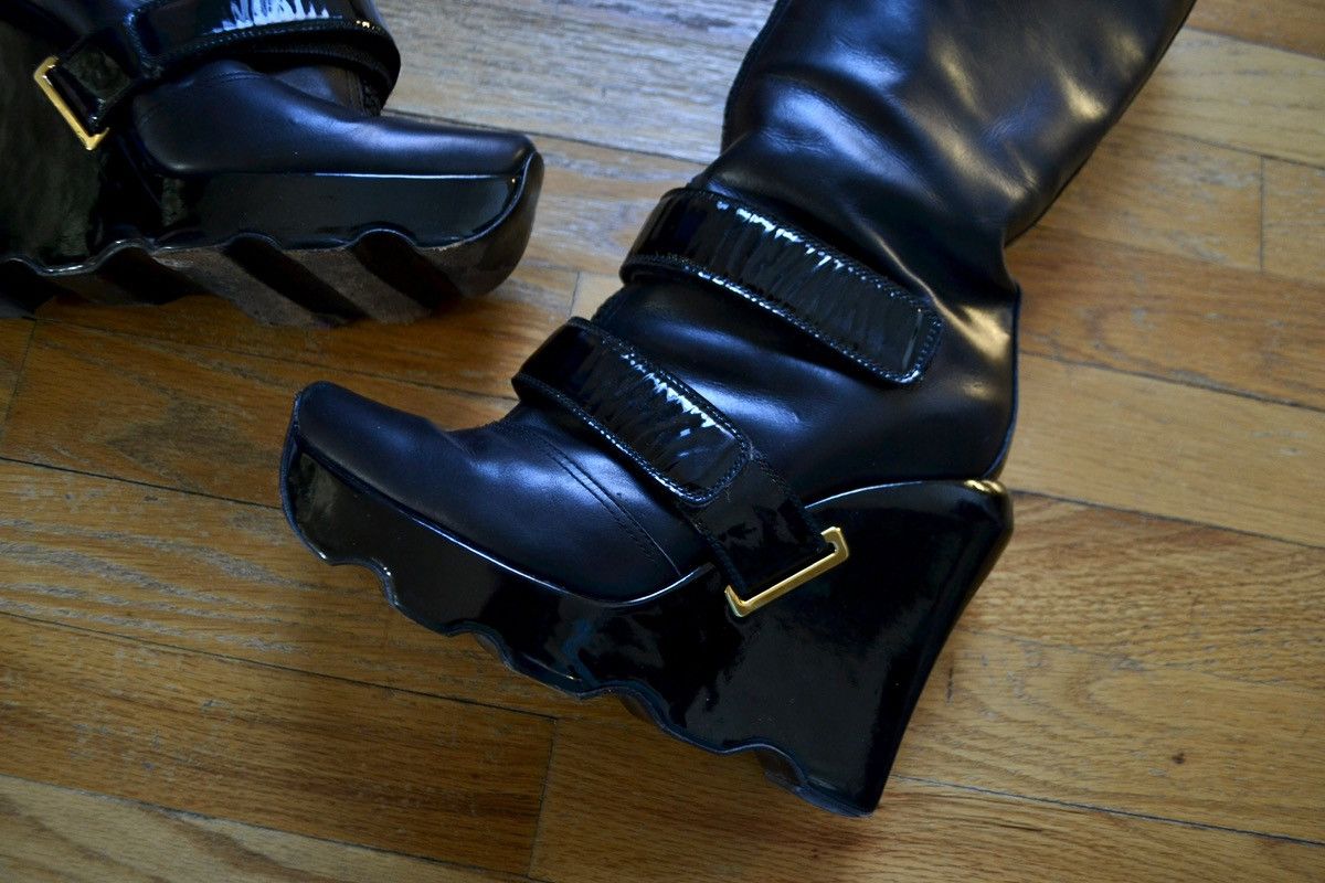 Louis Vuitton FW2006 by Marc Jacobs Wedged Shearling Lined Knee-High Boots Size US 10 / IT 40 - 7 Thumbnail