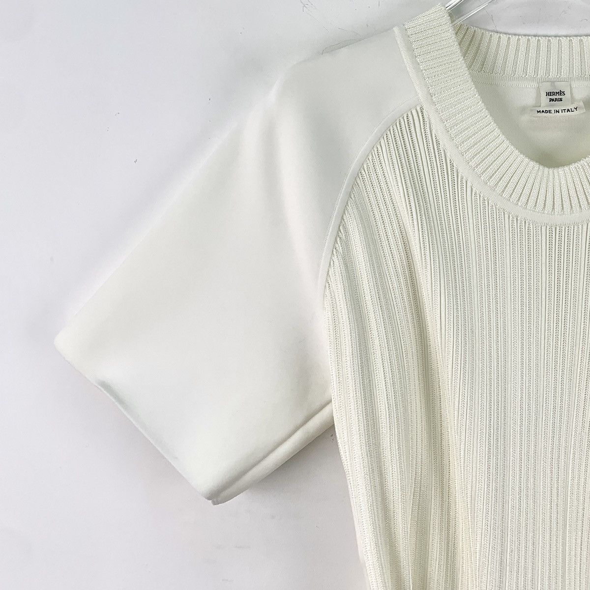 Hermes Hermes Ribbed Belt Ring Buckle Short Sleeve Knit Top K26WX Size M / US 6-8 / IT 42-44 - 3 Thumbnail