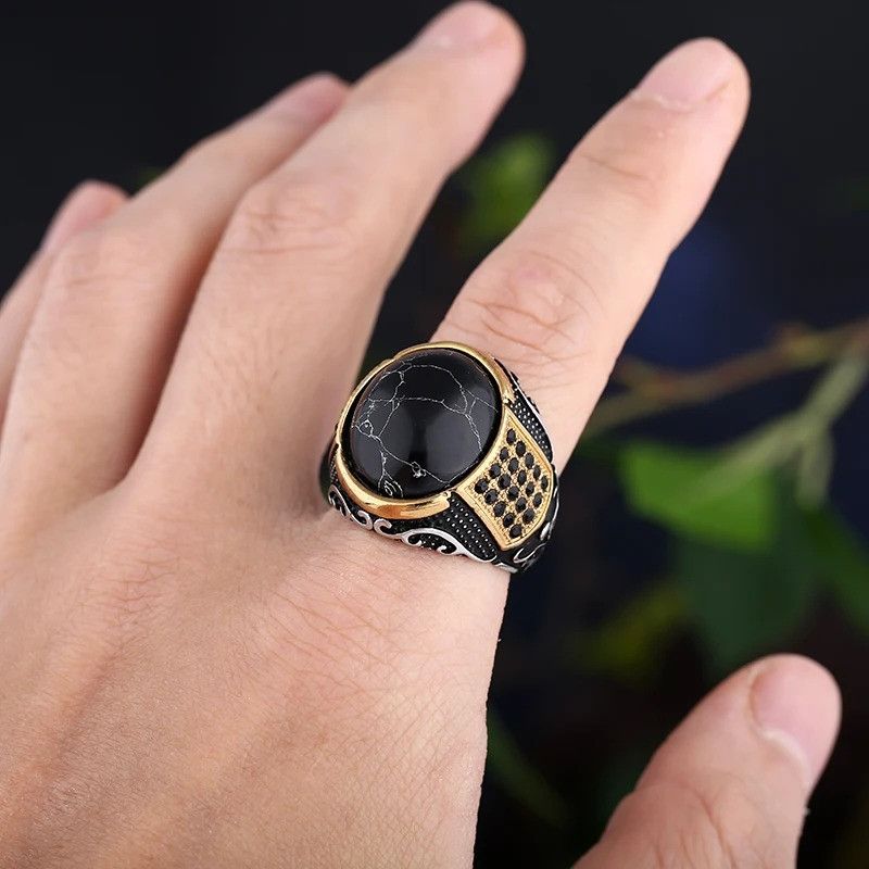 Vintage Gothic Style Black Stone Ring Size ONE SIZE - 1 Thumbnail