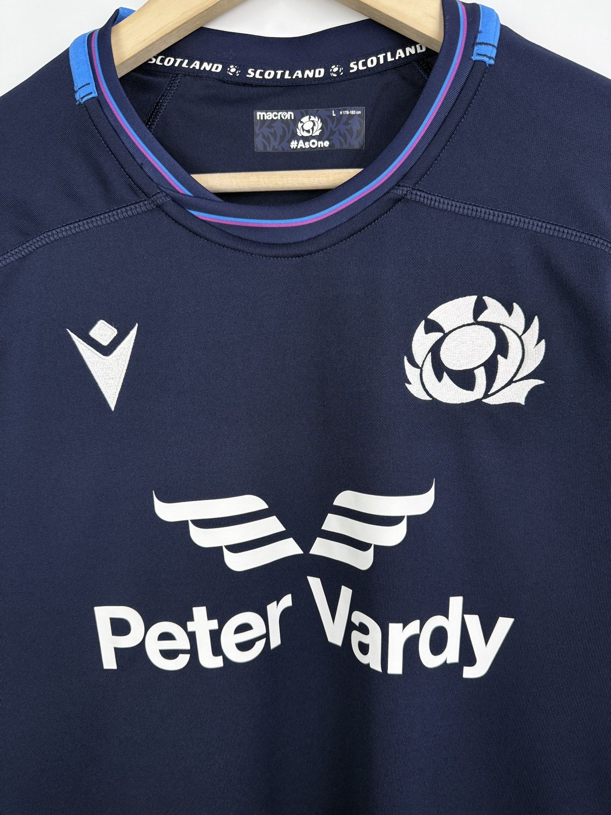 Macron 🏴󠁧󠁢󠁳󠁣󠁴󠁿2020 Macron Scotland National Rugby Team Peter Vardy Jersey Size US L / EU 52-54 / 3 - 5 Thumbnail