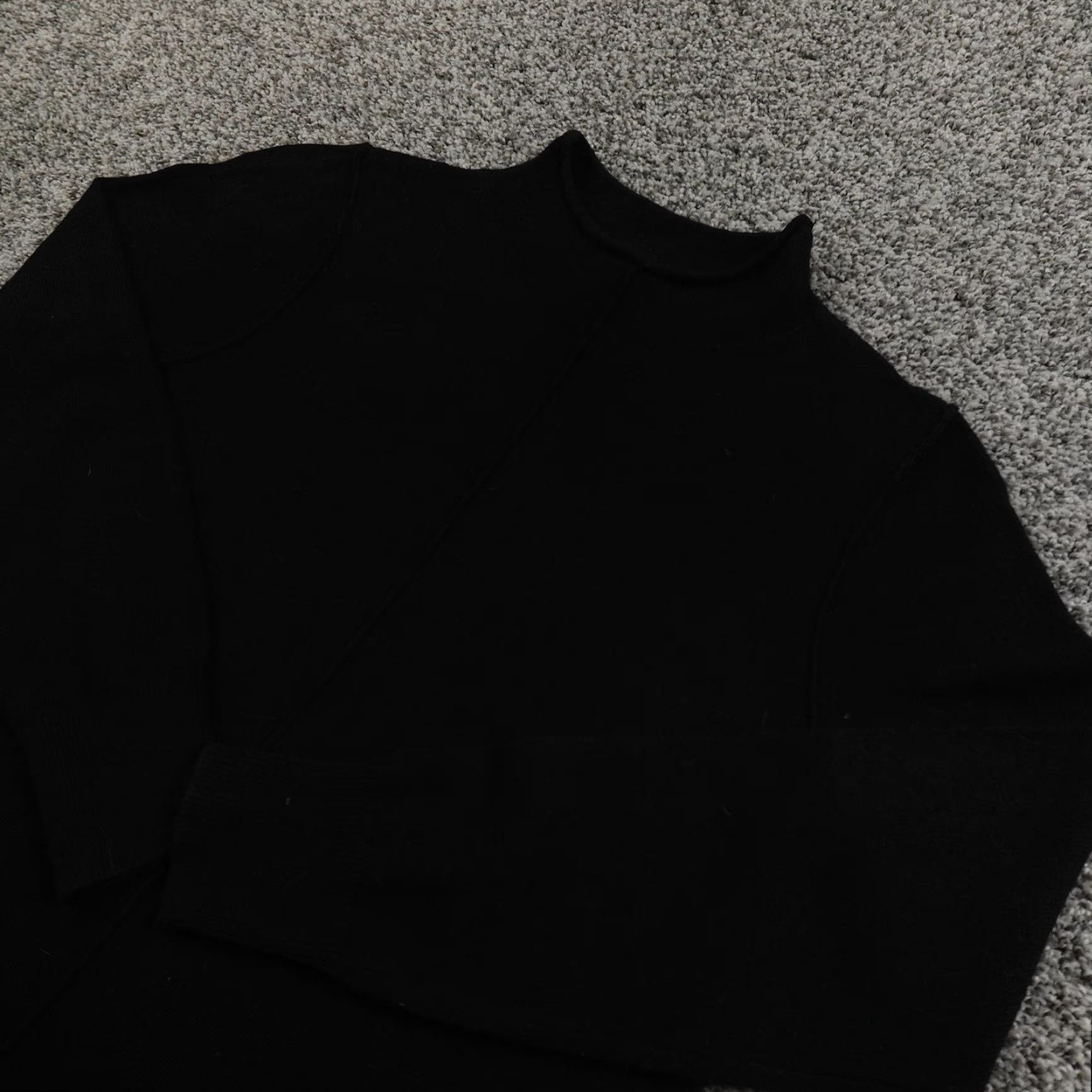 Banana Republic Banana Republic Sweater Womens XS Petite Black Roll Neck Pullover Knit Wool Cashmere Mock Neck Long Sleeve Pullover Women XS Black 90s? Size XS / US 0-2 / IT 36-38 - 2 Thumbnail