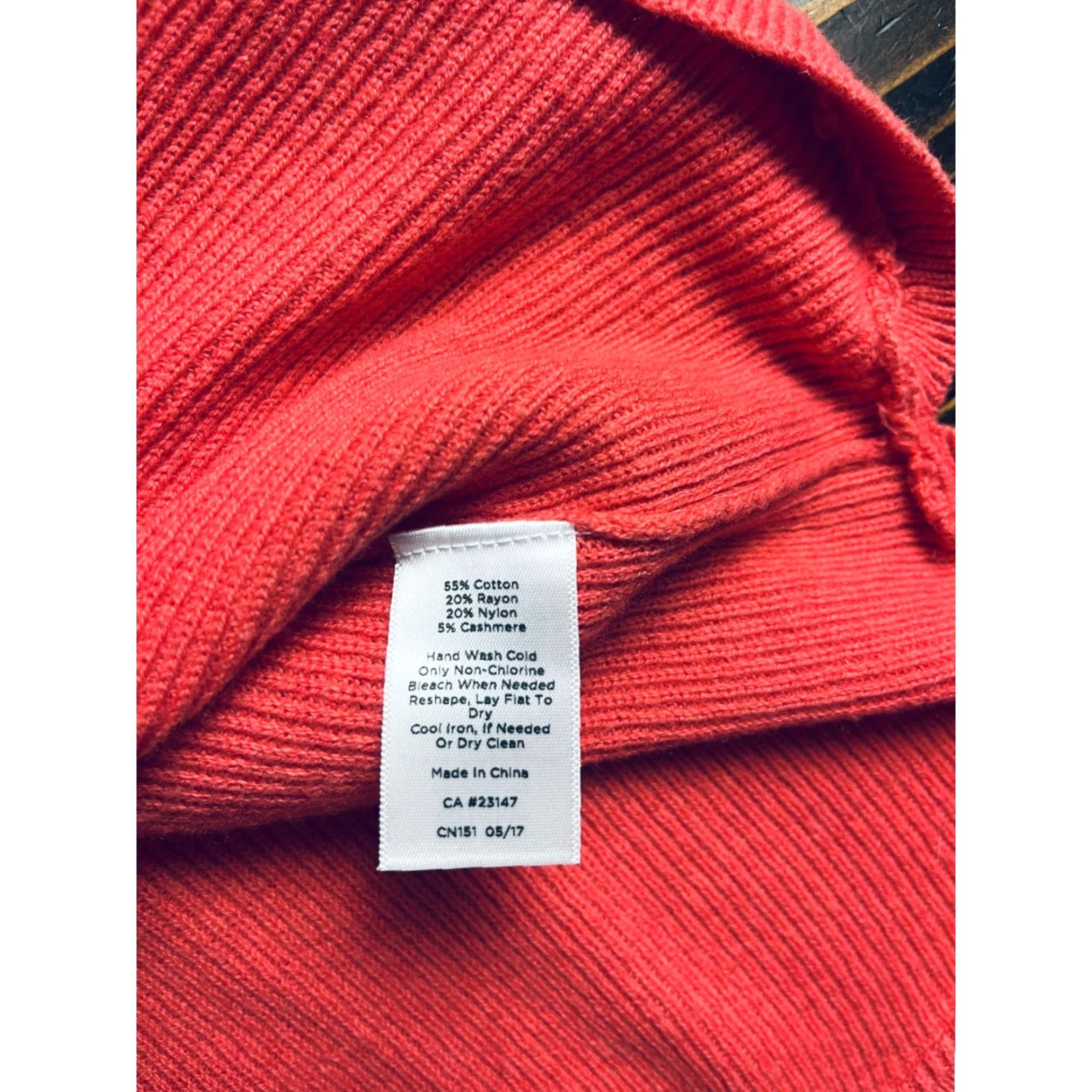 Talbots Talbots Sweater Women's Size Medium Pullover Long Sleeve Salmon Pink Regular Fit Casual Vintage No N/A Size M / US 6-8 / IT 42-44 - 8 Thumbnail