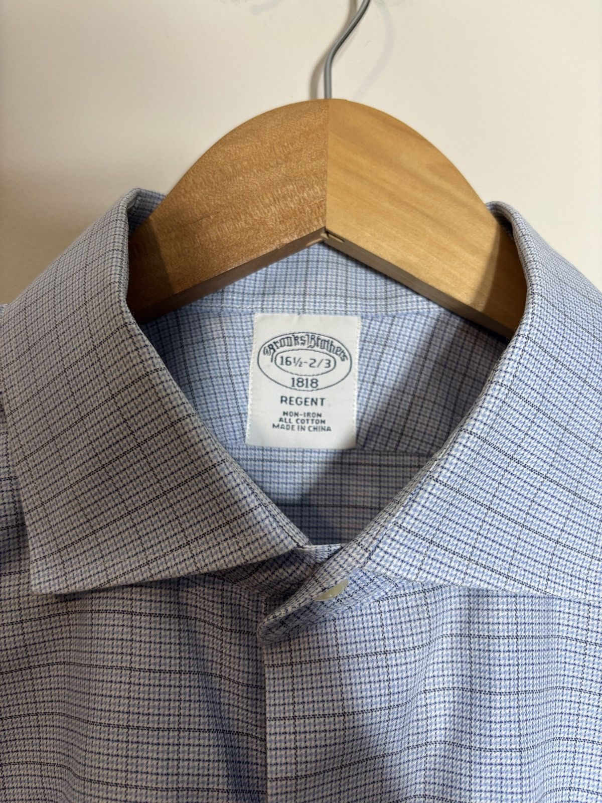 Brooks Brothers Brooks Brothers Regent Non Iron Button Up Shirt 16.5 Size US L / EU 52-54 / 3 - 3 Thumbnail
