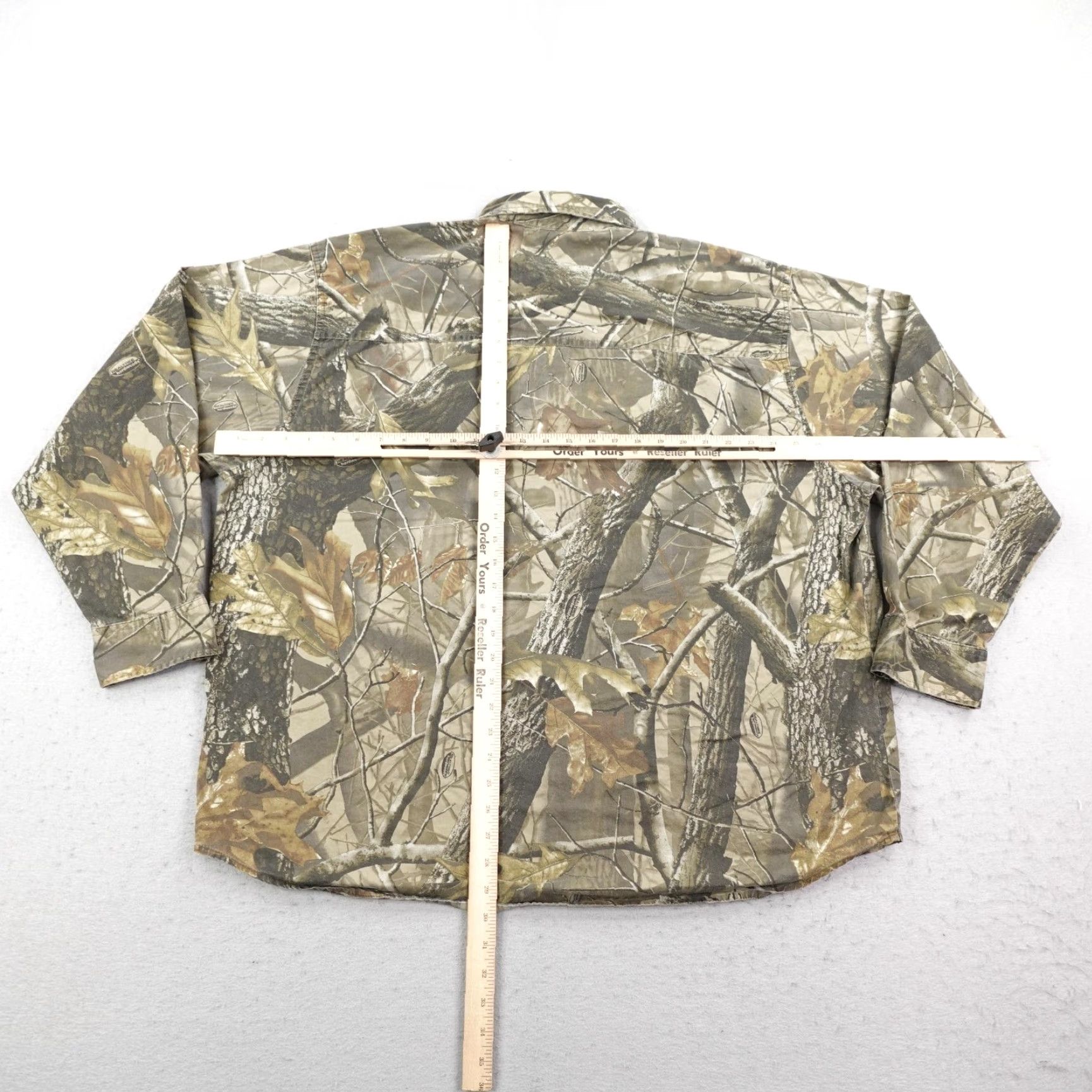 Realtree Remington Shirt Mens 2XL Brown Camo Realtree Hardwoods Button Up Hunting Outdoor Size US XXL / EU 58 / 5 - 5 Thumbnail