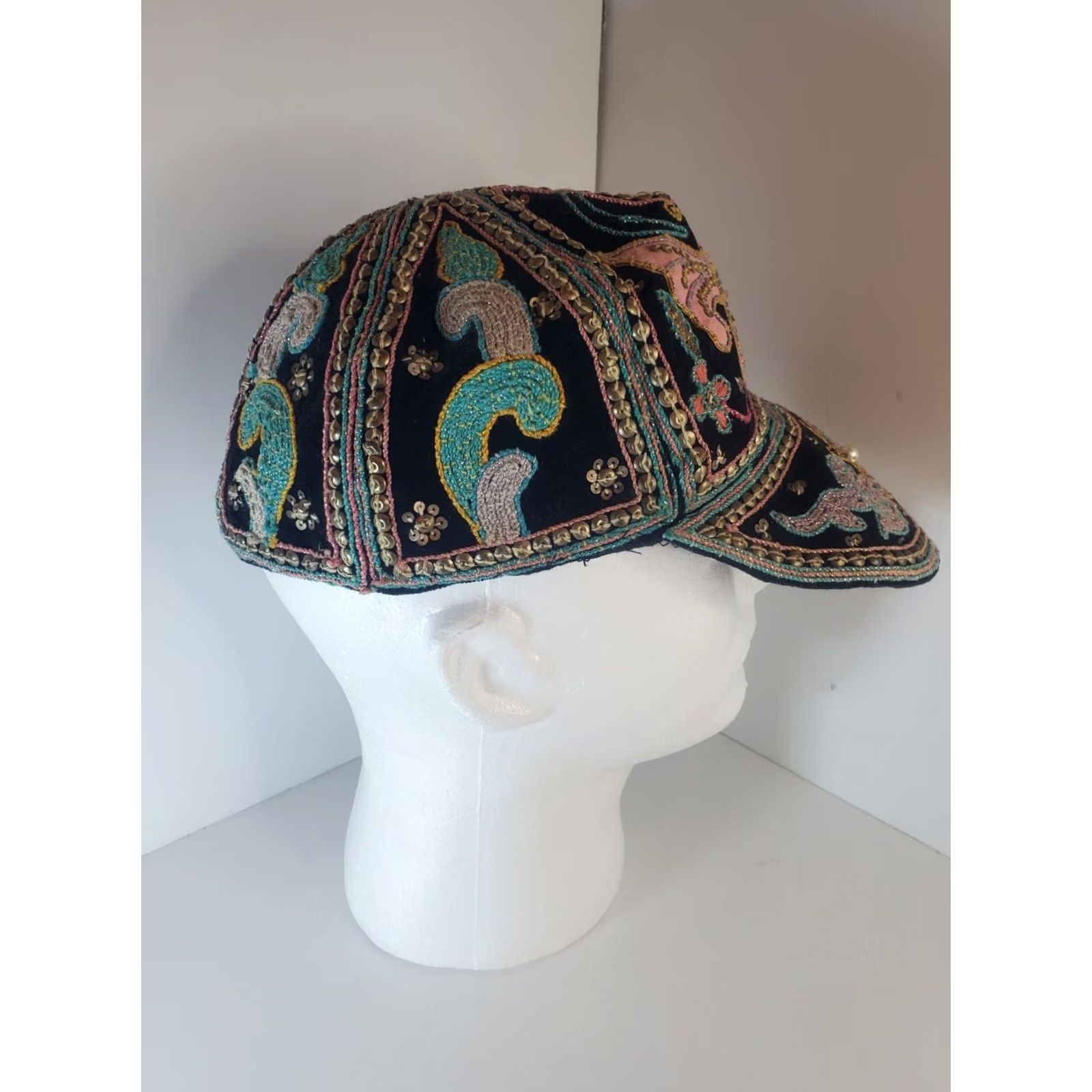 Vintage VINTAGE Beaded Aplique Wide Brim Baseball Cap Hat Burma Sz L Womens Size ONE SIZE - 6 Thumbnail