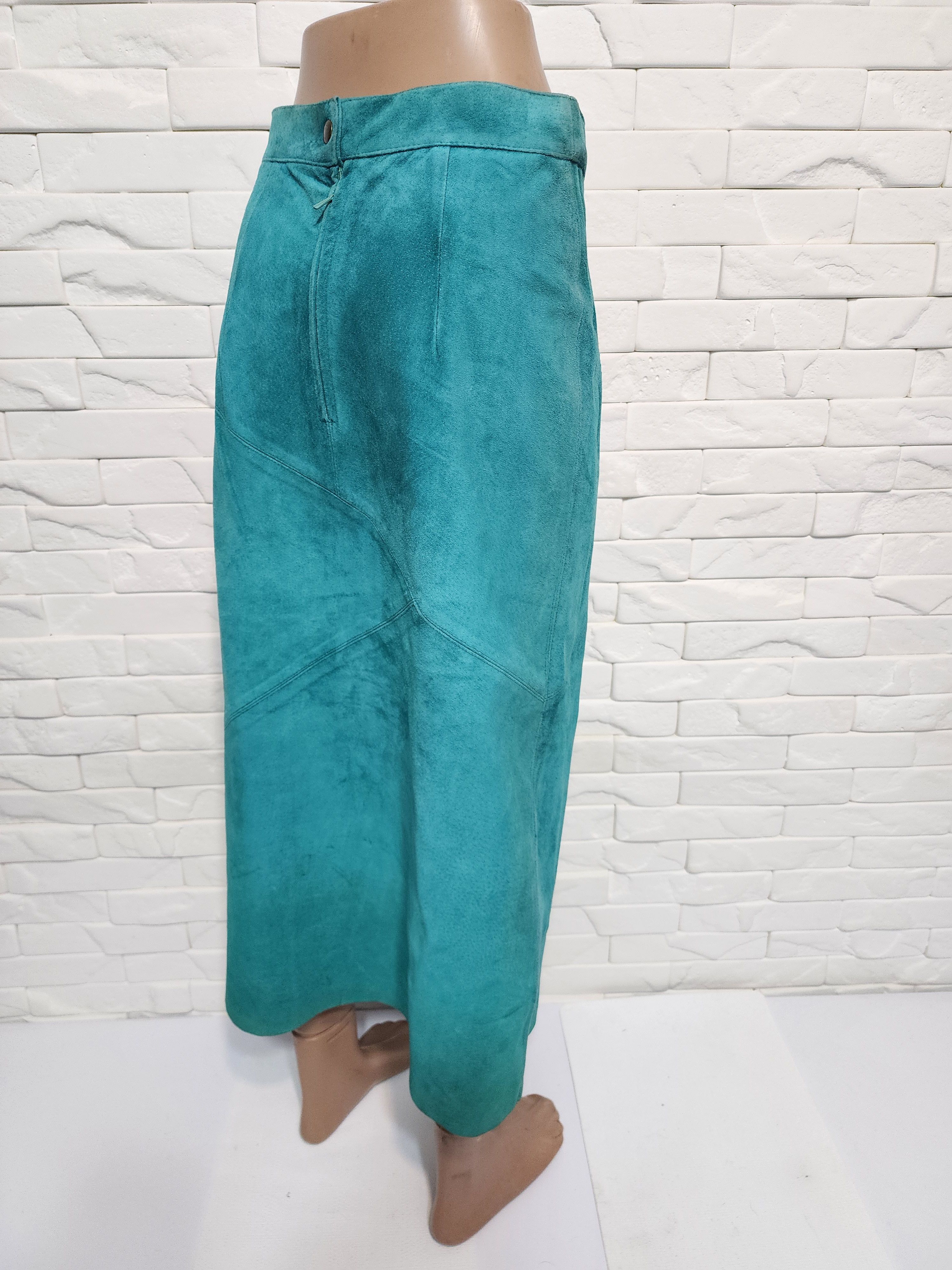 Genuine Leather Green Suede Leather Skirt: 1970s A-Line Size 28" / US 6 / IT 42 - 5 Thumbnail