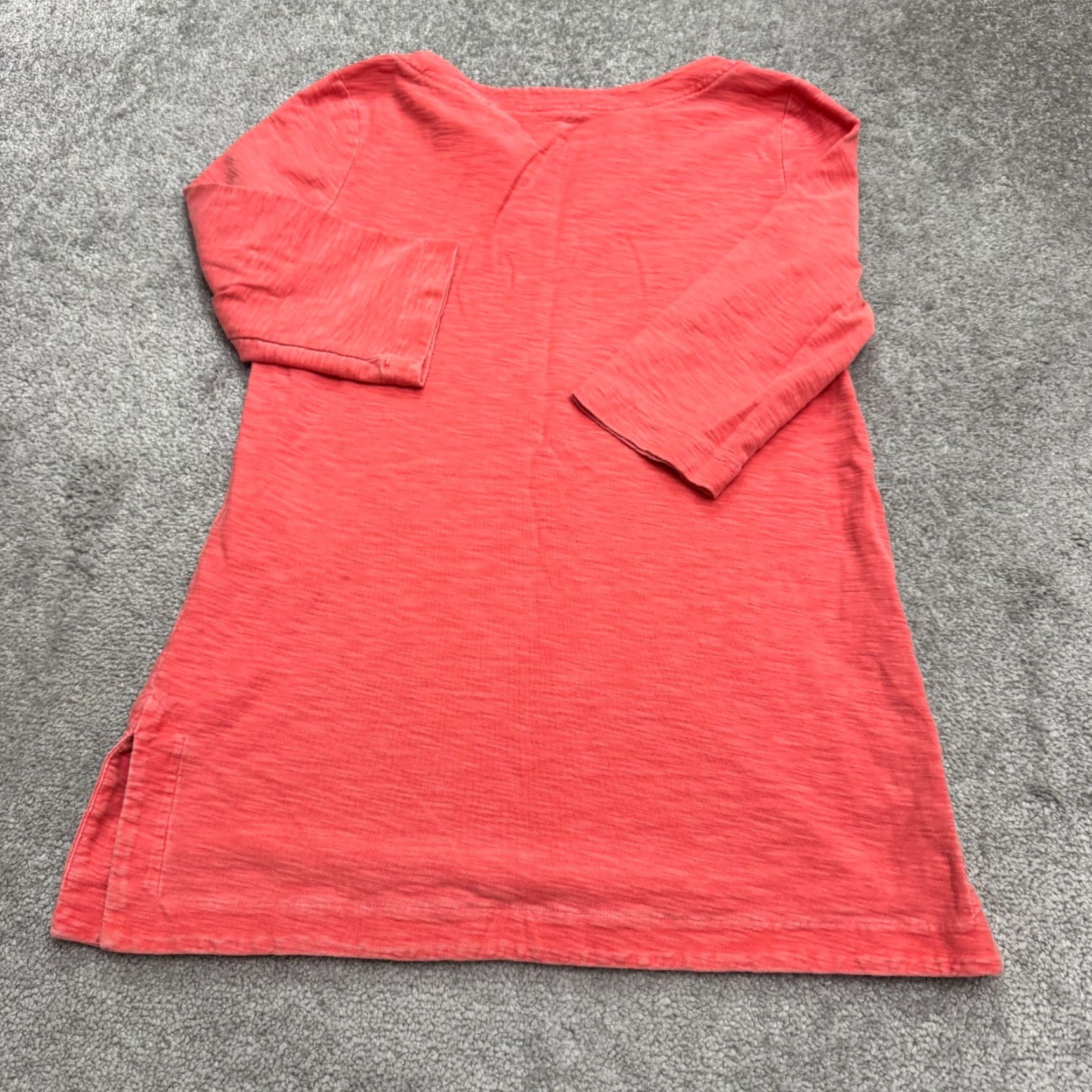 Tommy Bahama VINTAGE Tommy Bahama Women's T-Shirt Small Coral Orange Casual Cotton V-Neck Top 90s Summer Beachy Size S / US 4 / IT 40 - 2 Thumbnail