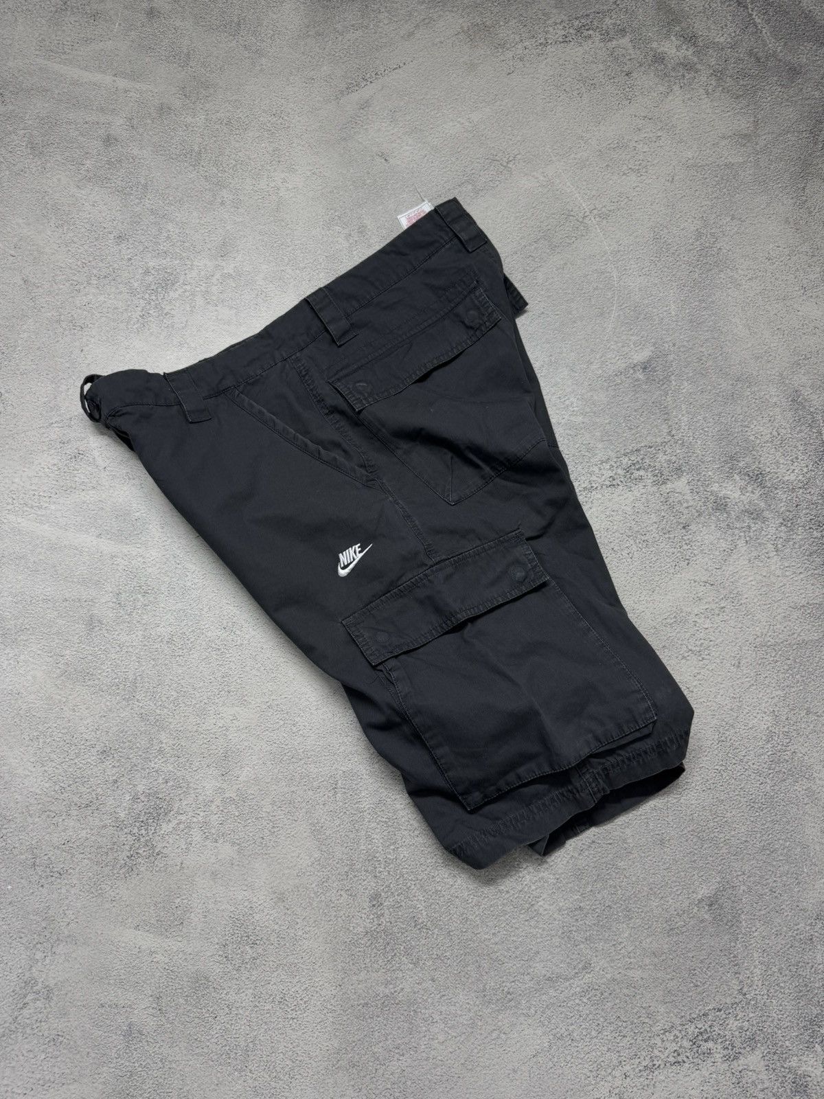 Nike Vintage Y2k Nike Cargo Swoosh Shorts Size US 32 / EU 48 - 2 Thumbnail