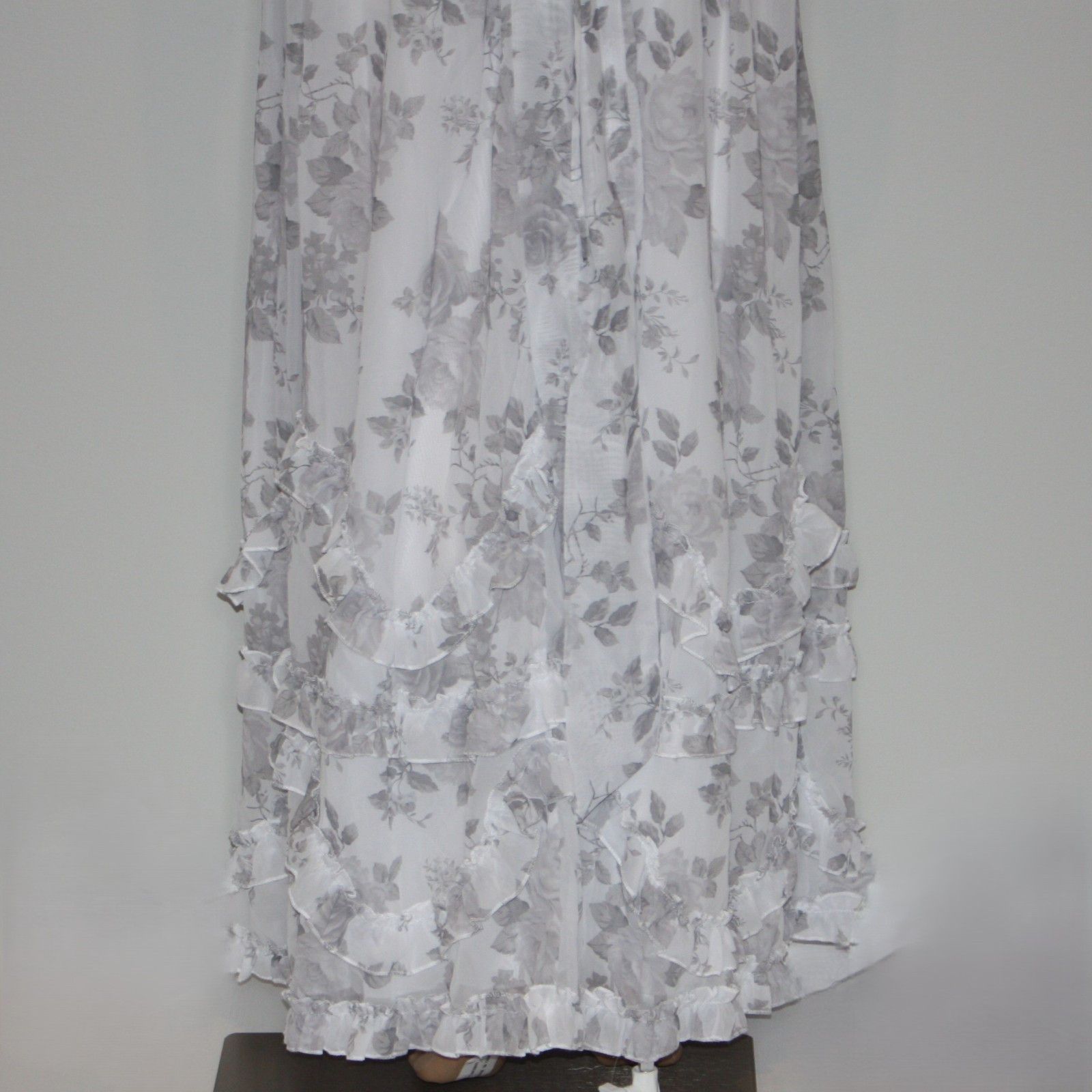 Other Floral Chiffon Long Bridesmaid or Prom Formal Dress US 2 NWT Size XS / US 0-2 / IT 36-38 - 8 Thumbnail