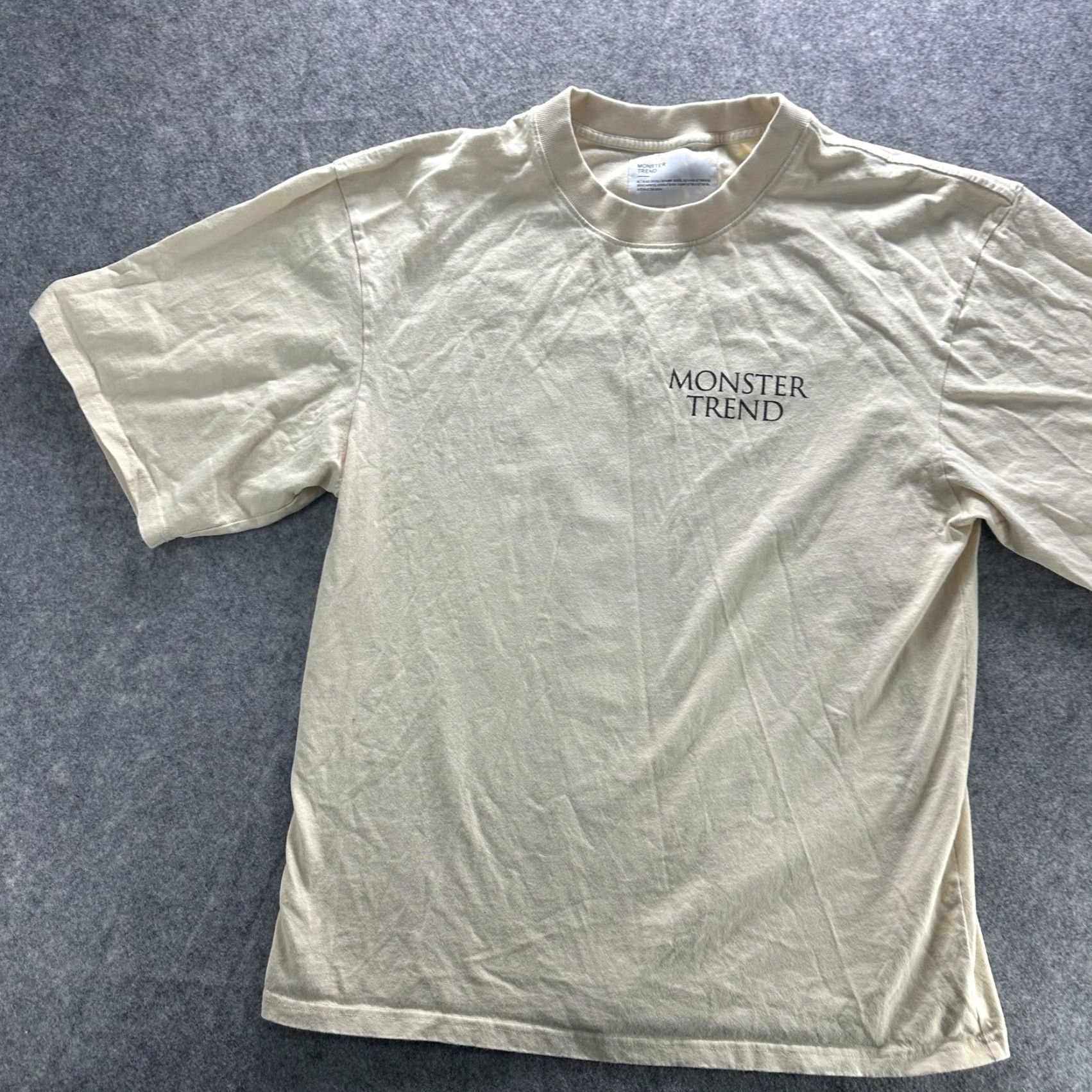 Vintage Monster Trend Shirt Mens XL Beige Graphic Print Swimmer Back Casual Streetwear Size US XL / EU 56 / 4 - 2 Thumbnail