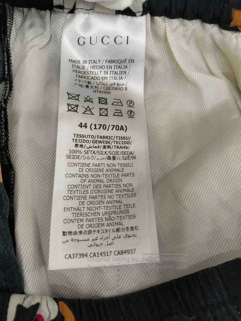 Gucci Gucci Full logo mulberry silk fabric shorts Size US 28 / EU 44 - 4 Thumbnail