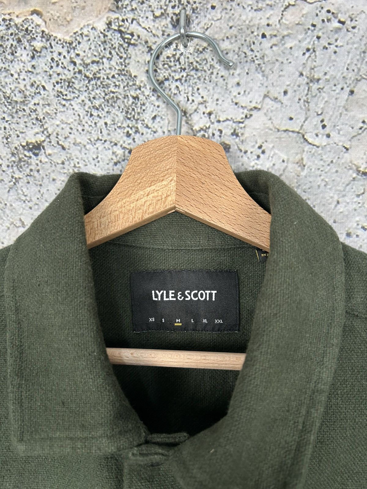 Lyle & Scott Lyle & Scott Green Khaki Shirt Basic Streetwear Size US M / EU 48-50 / 2 - 3 Thumbnail