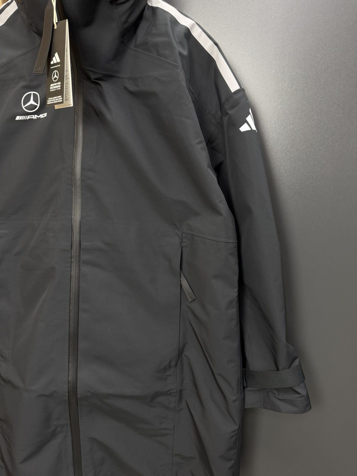 Mercedes-Benz Adidas Mercedes AMG Petronans Formula 1 Team Jacket Size S Size S / US 4 / IT 40 - 3 Thumbnail