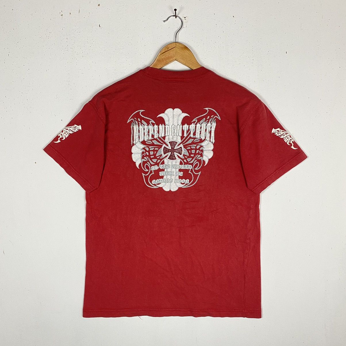 Independent Truck Co. × Vintage AS THE WORLD WILL BE ENDING SOON CROSS TEE Size US M / EU 48-50 / 2 - 2 Thumbnail