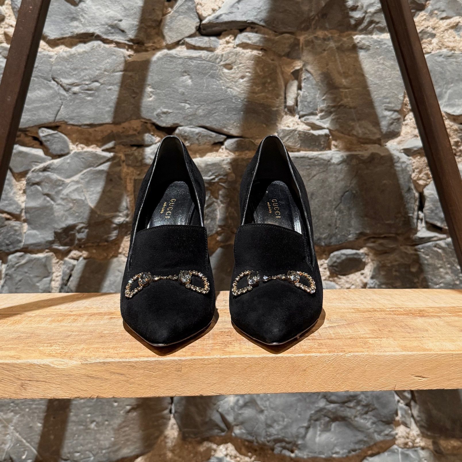 Gucci Gucci Black Suede Crystal Horsebit Pumps Size US 7.5 / IT 37.5 - 3 Thumbnail