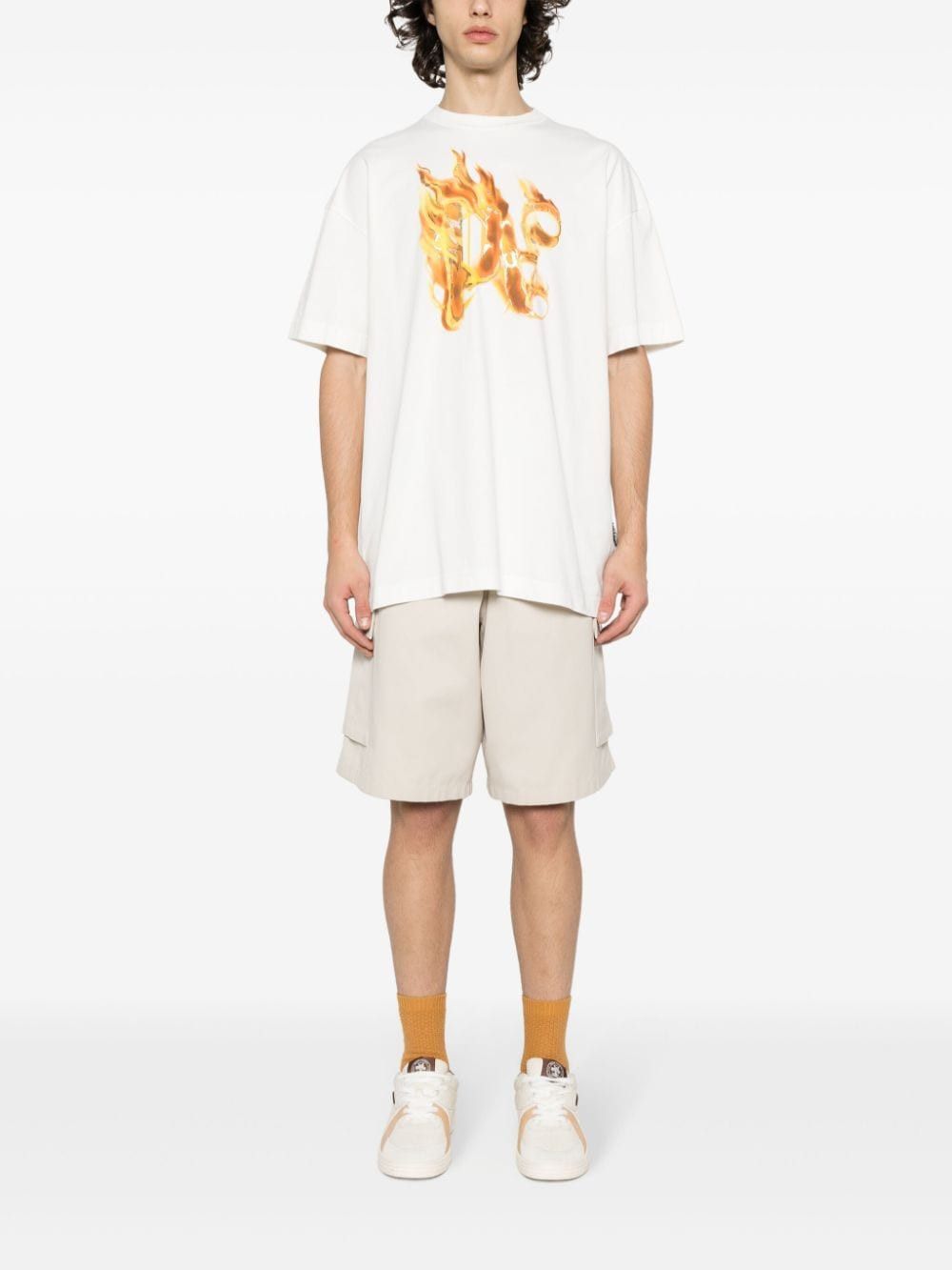 Palm Angels o1s22i1n1224 Burning Monogram T-Shirt in White Size US L / EU 52-54 / 3 - 5 Thumbnail