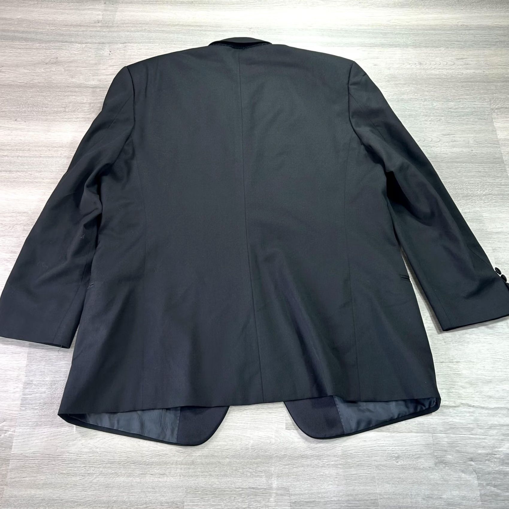 Armani Armani Collezioni Tuxedo Jacket Mens 44 Black Wool Shawl Lapel One-Button Regular Fit Italy Wool Tuxedo Casual Formal Wedding Mens Size 44R - 2 Thumbnail