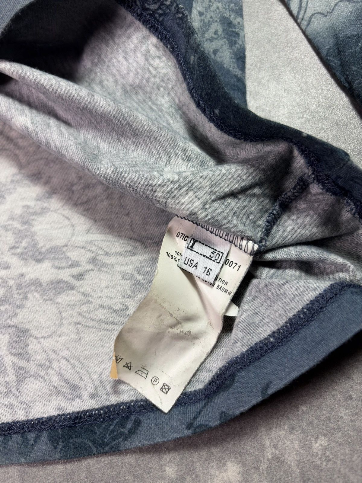 Roberto Cavalli 00s Class Roberto Cavalli Skulls Insects AOP Longsleeve S M Size US M / EU 48-50 / 2 - 10 Thumbnail