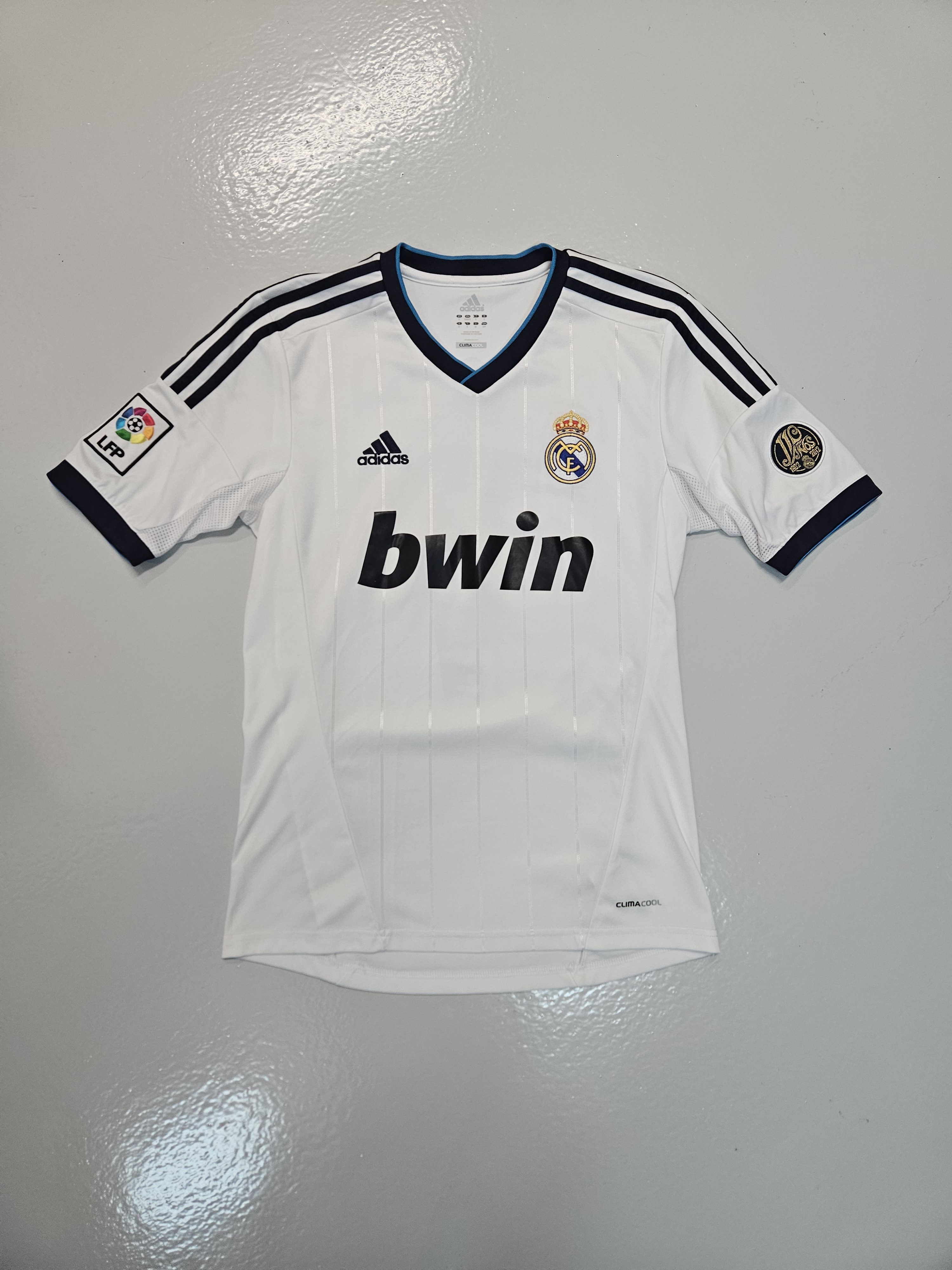 Adidas Real Madrid 2012-2013 home jersey #7 Christiano Ronaldo Size US S / EU 44-46 / 1 - 2 Thumbnail