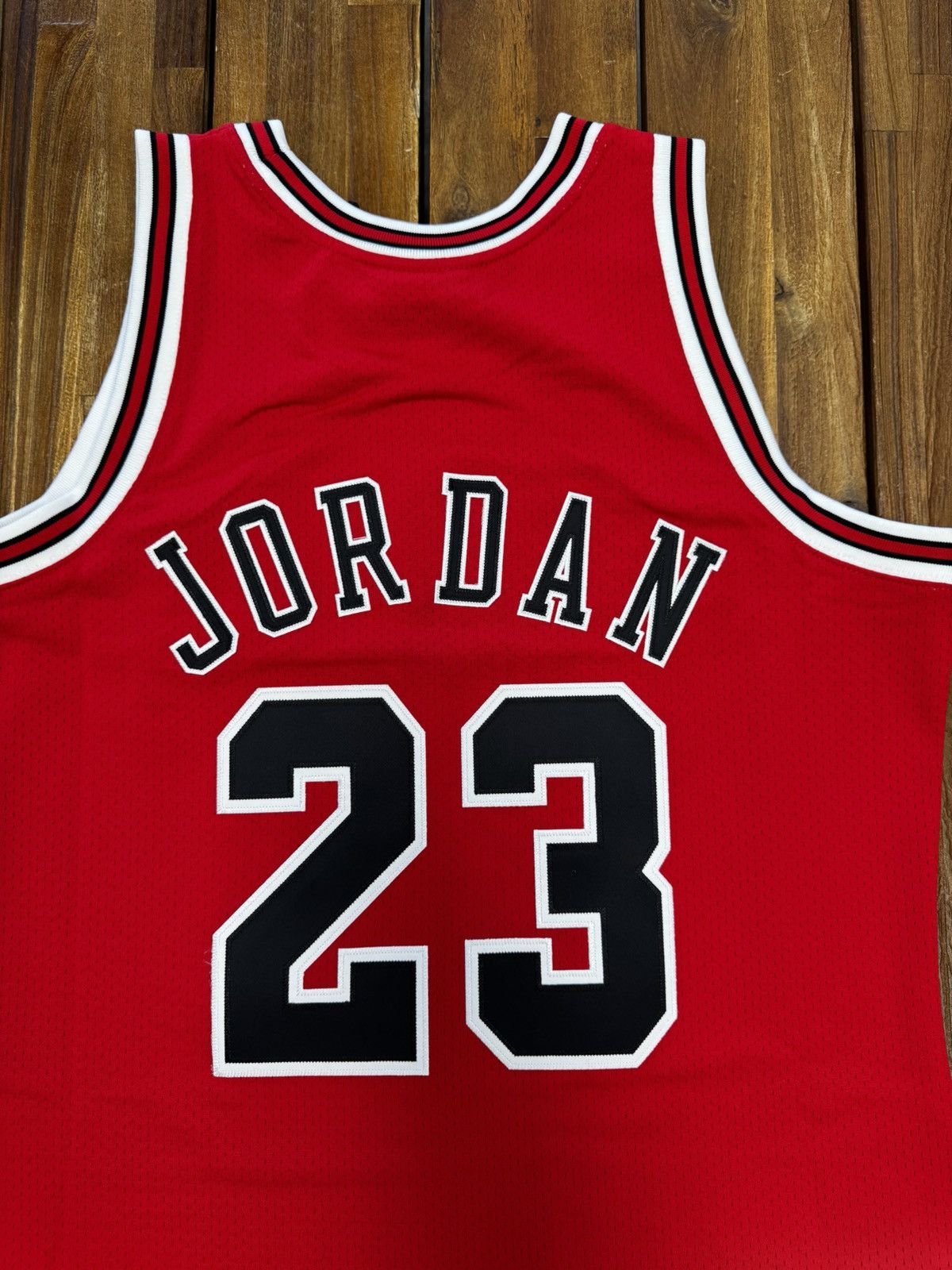 Mitchell & Ness Authentic HWC 1997-98 Michael Jordan Chicago Bulls Jersey Size US L / EU 52-54 / 3 - 8 Thumbnail