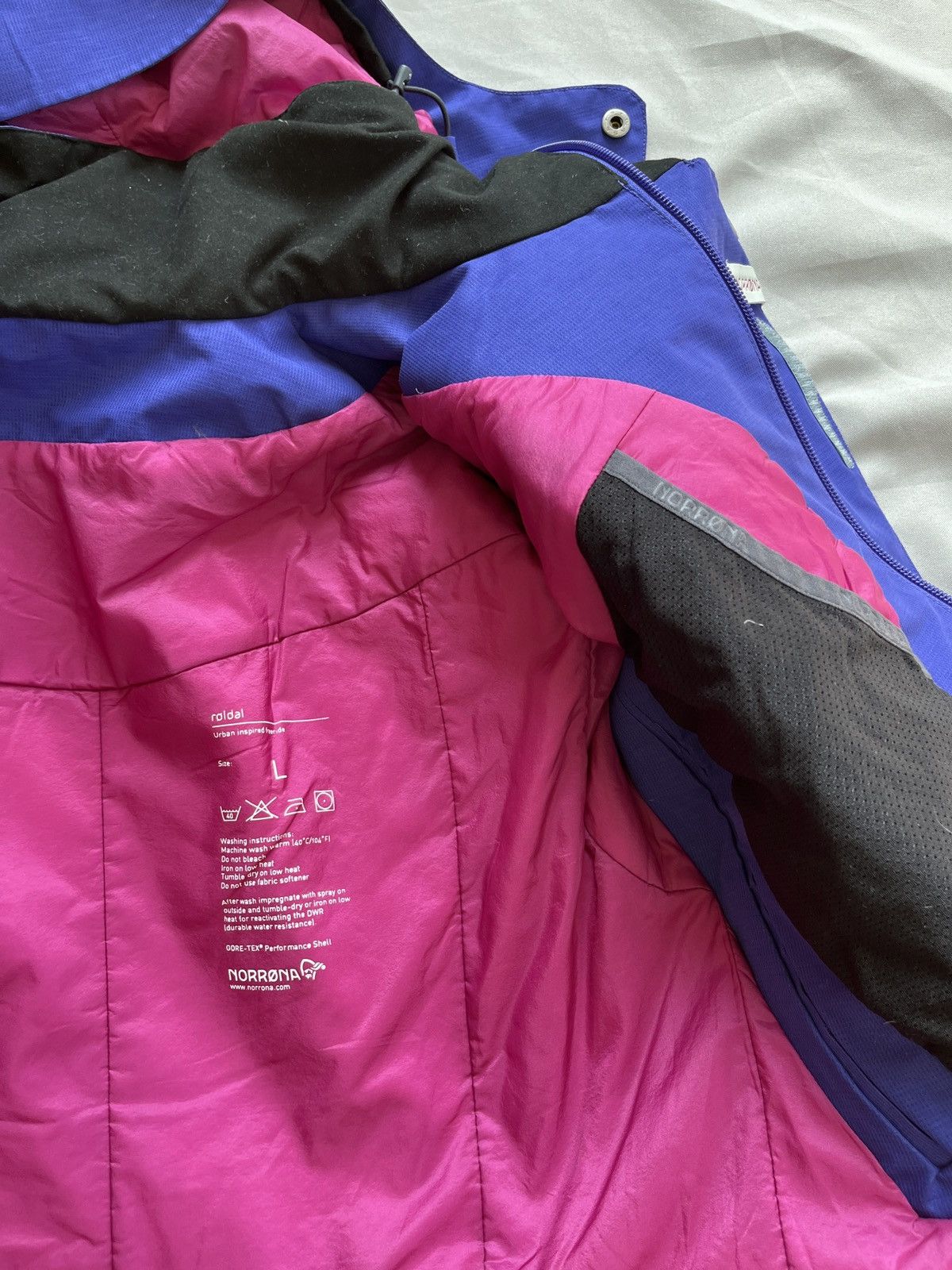 Norrona Norrona Roldal Gore-Tex Ski Outdoor Jacket Purple Size L / US 10 / IT 46 - 13 Thumbnail