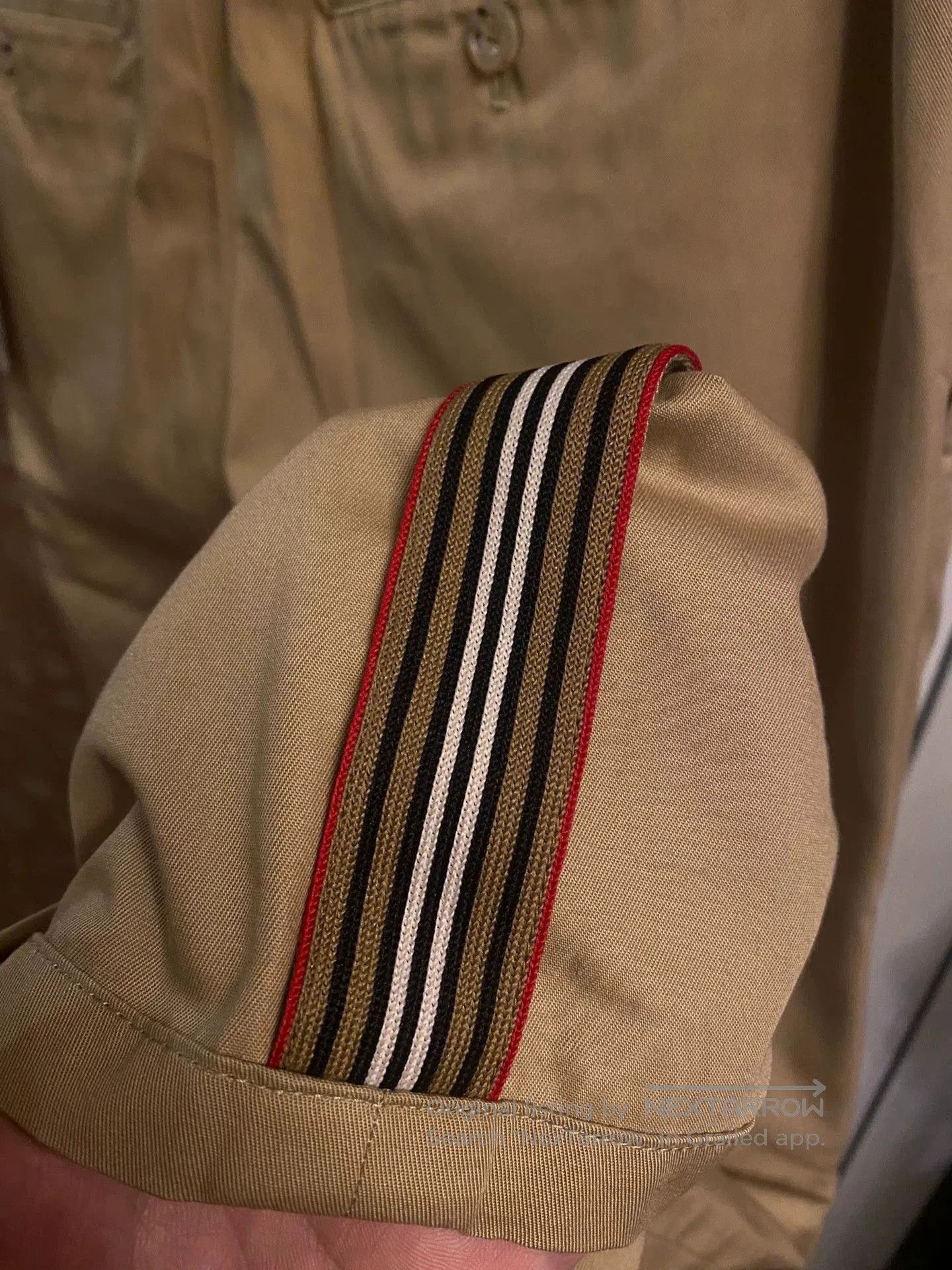 Burberry Beige Casual Pants Size 34. Size US 34 / EU 50 - 4 Thumbnail