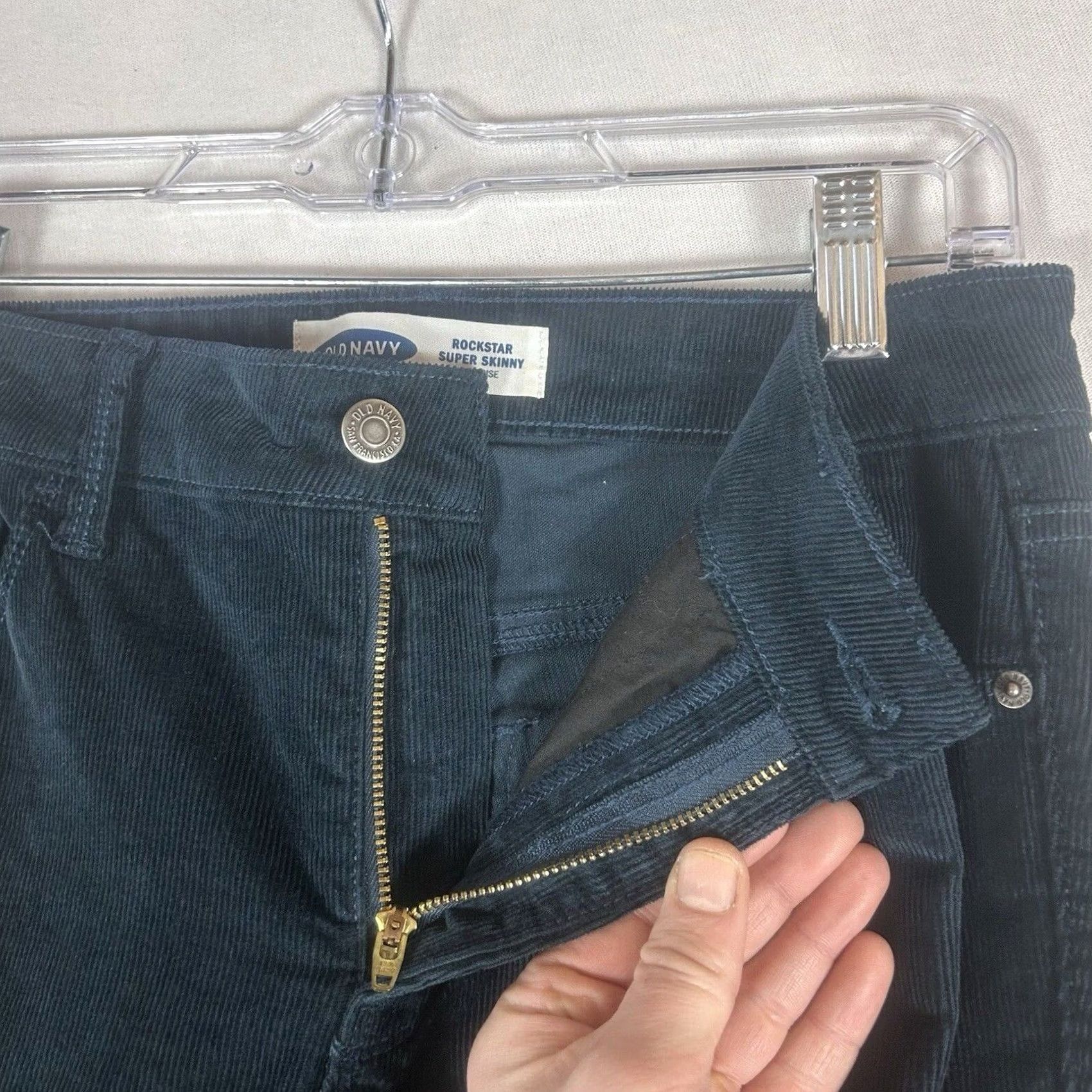 Old Navy Old Navy Rockstar Super Skinny Corduroy Pants Womens 4 Green Dark Wash Mid Rise Chino Stretch Pockets Casual Size 27" / US 4 / IT 40 - 3 Thumbnail
