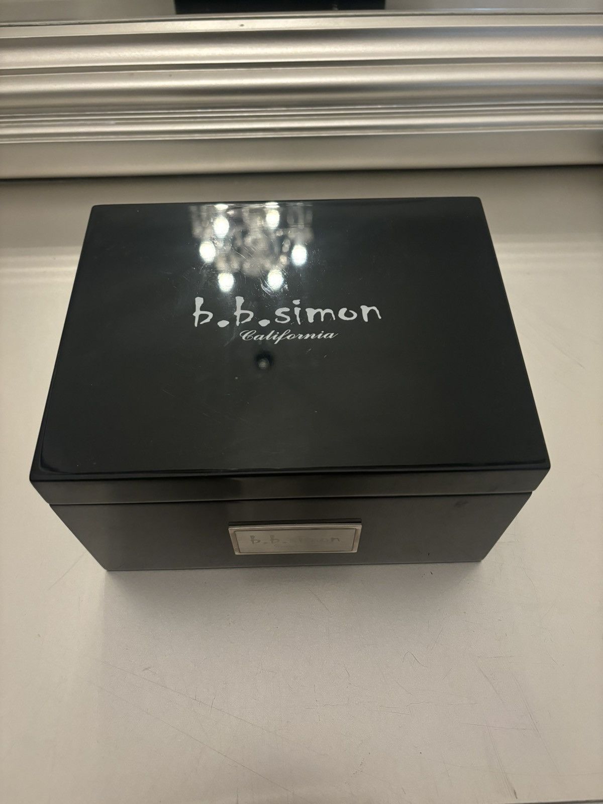 B.B. Simon (basically new) Globe B.B. Belt Gold Size 34 - 6 Thumbnail