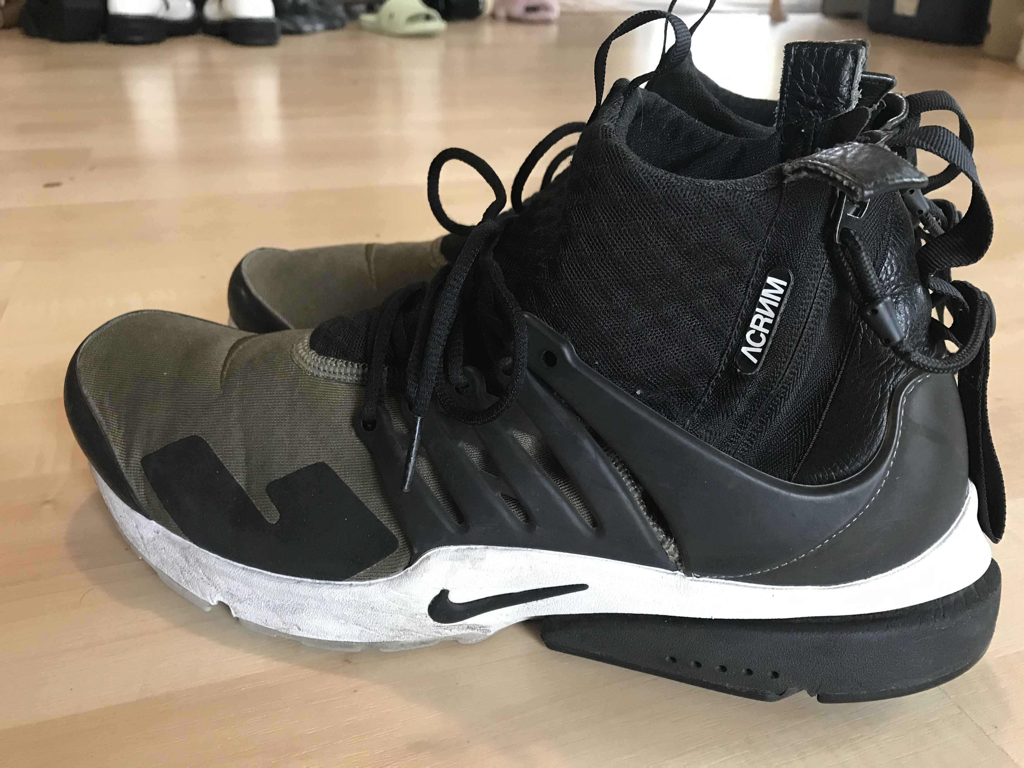 Acronym × Nike Acronym Nike Air Presto Mid Olive Large Size US 11 / EU 44 - 2 Thumbnail