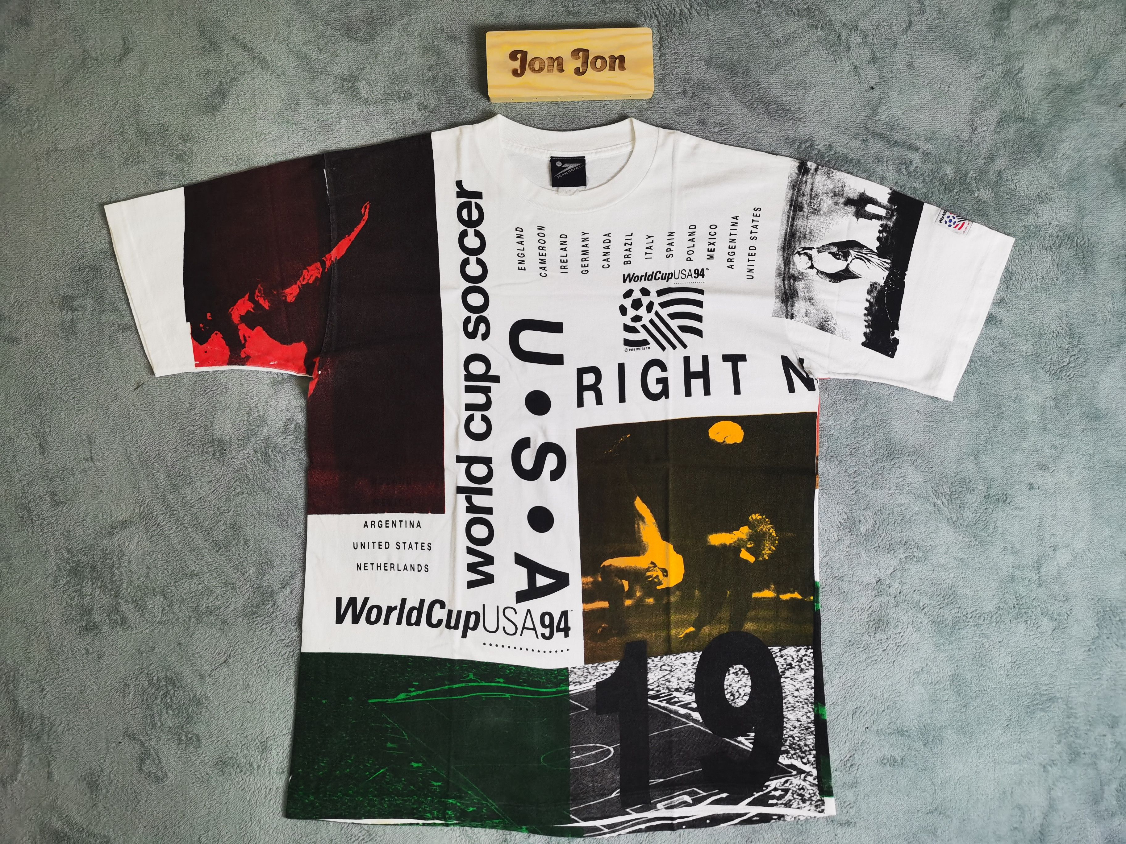 Vintage Vintage Team Gear Dated 1991 WC94 WORLD CUP USA AOP Size US XL / EU 56 / 4 - 1 Thumbnail