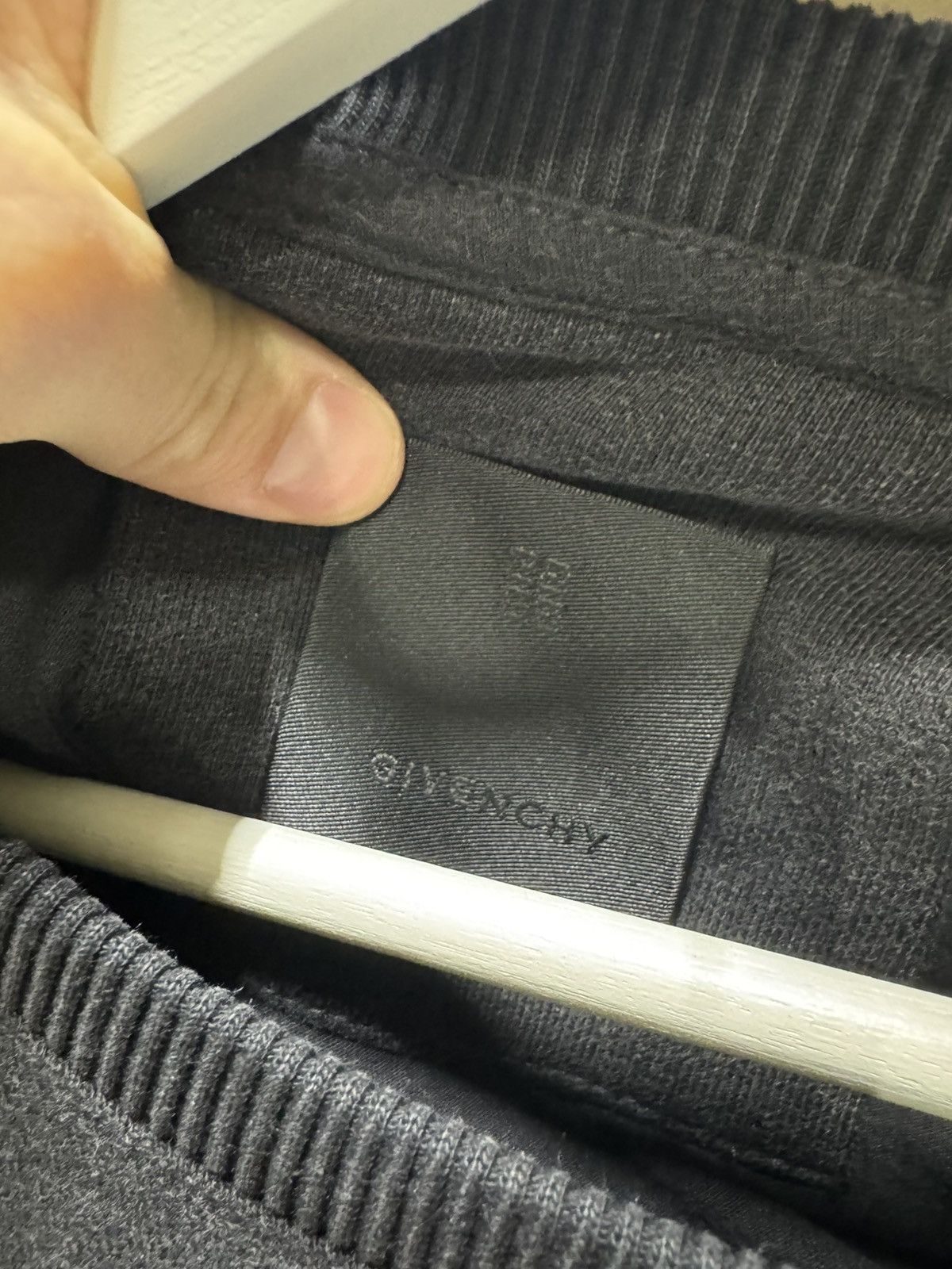 Givenchy Givenchy Cut Out Destroyed Logo Sweatshirt NEW 1250$ Size US M / EU 48-50 / 2 - 2 Thumbnail