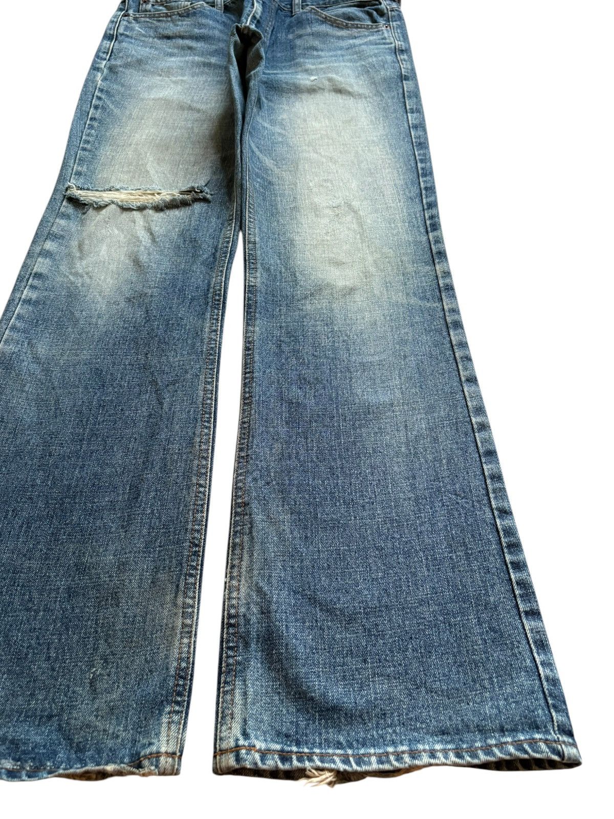 Japanese Brand Vintage Japanese Brand Faded Wash Ripped Flare Jeans Size US 33 - 7 Thumbnail