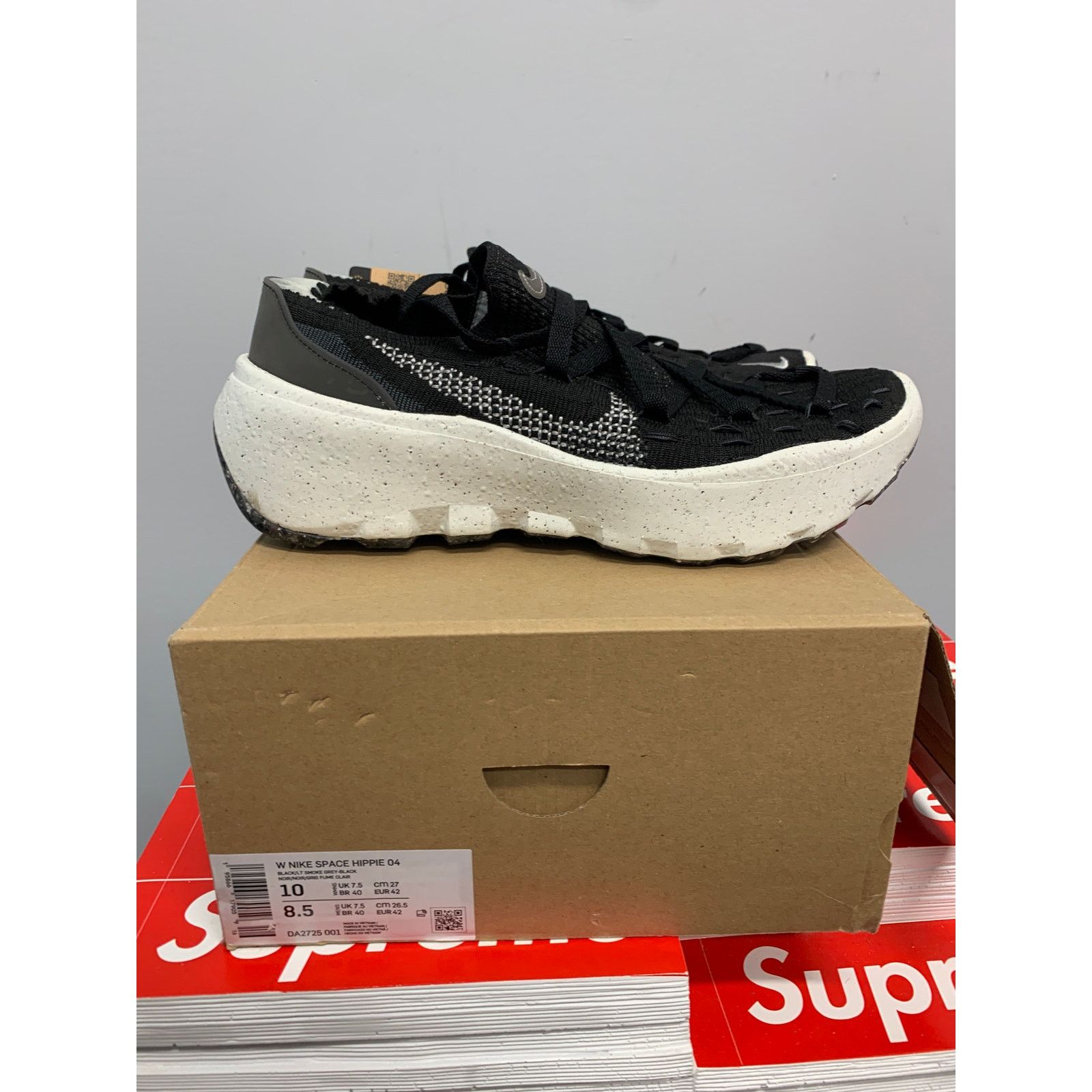 Nike Space Hippie 04 Black Smoke Grey Women's 10 NEW SHIPS NOW Size US 10 / IT 40 - 1 Thumbnail