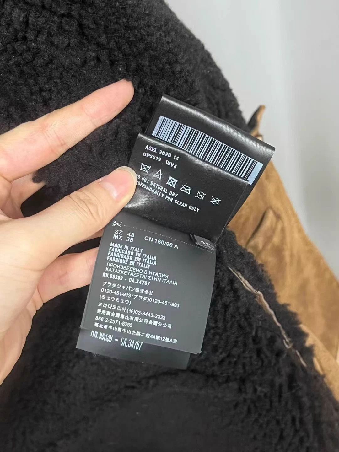 Heron Preston Prada fur coat. Size: 48. Condition: Brand new Size US M / EU 48-50 / 2 - 6 Thumbnail
