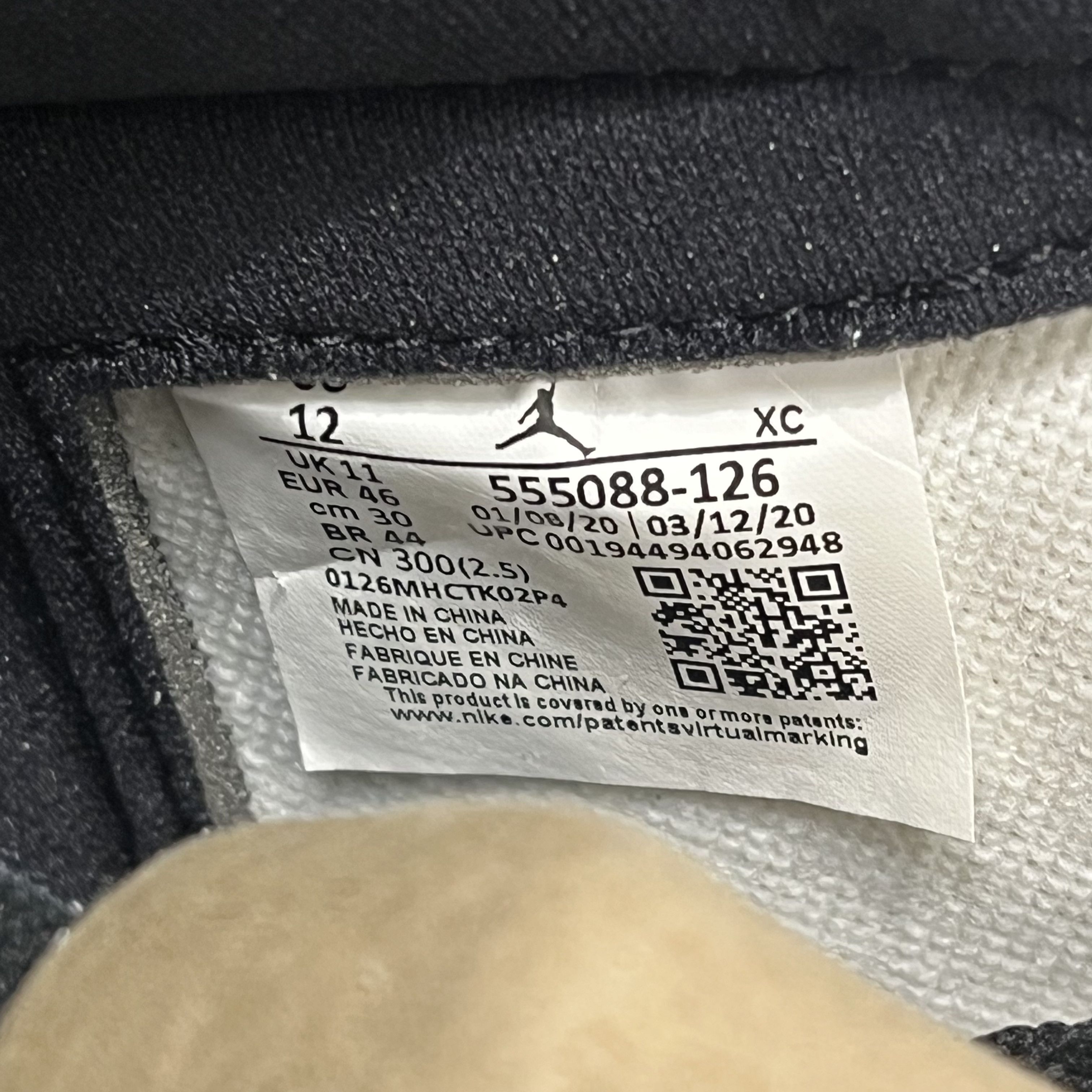 Nike Air Jordan 1 Retro High Light Smoke Grey Size US 12 / EU 45 - 6 Thumbnail