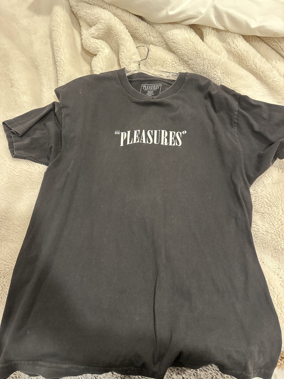 Pleasures pleasures t shirt Size US L / EU 52-54 / 3 - 1 Thumbnail