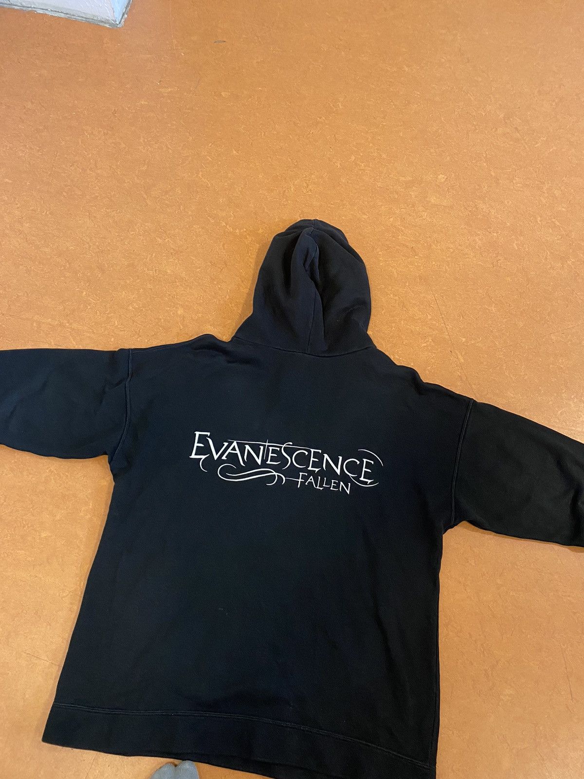 Band Tees × Vintage Vintage y2k Evanescence Fallen Album Sweatshirt Hoodie Size US L / EU 52-54 / 3 - 7 Thumbnail