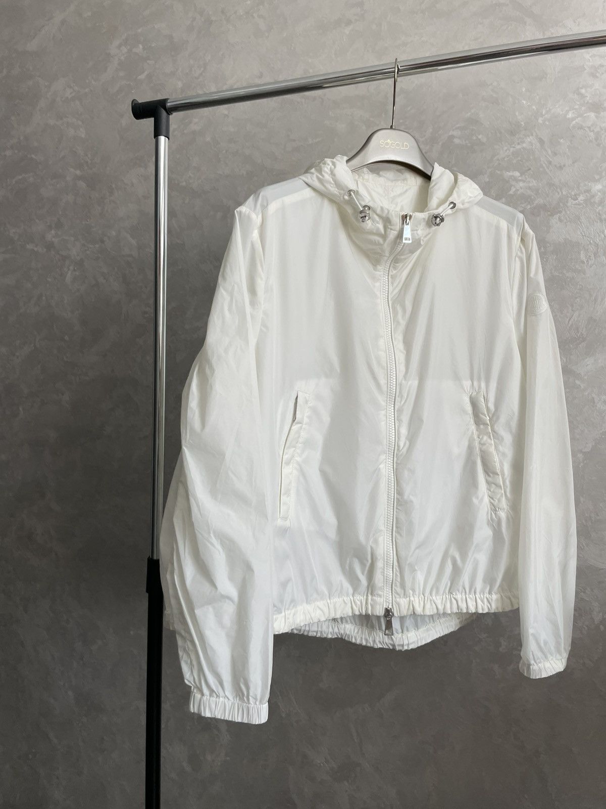 Moncler Moncler Boissard Nylon Rain White Jacket With Hoodie Size /0 Size XS / US 0-2 / IT 36-38 - 3 Thumbnail