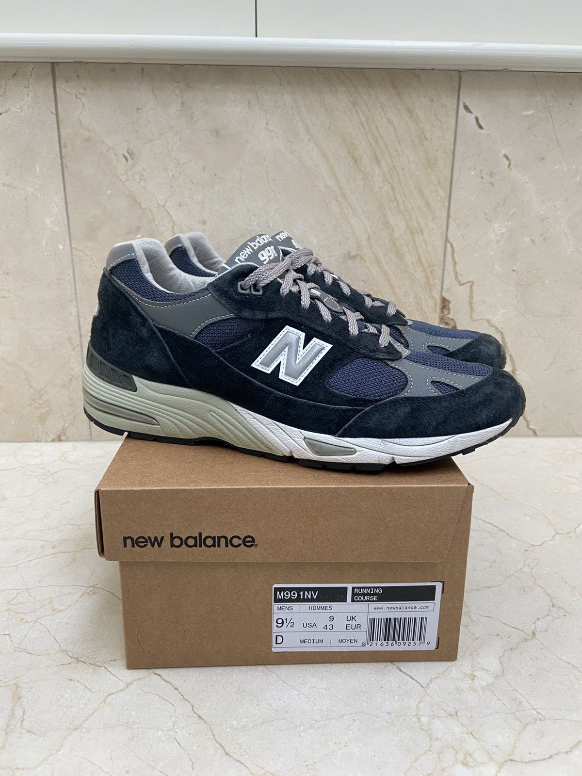New Balance New Balance 991 Navy Made in UK Size US 9.5 / EU 42-43 - 2 Thumbnail