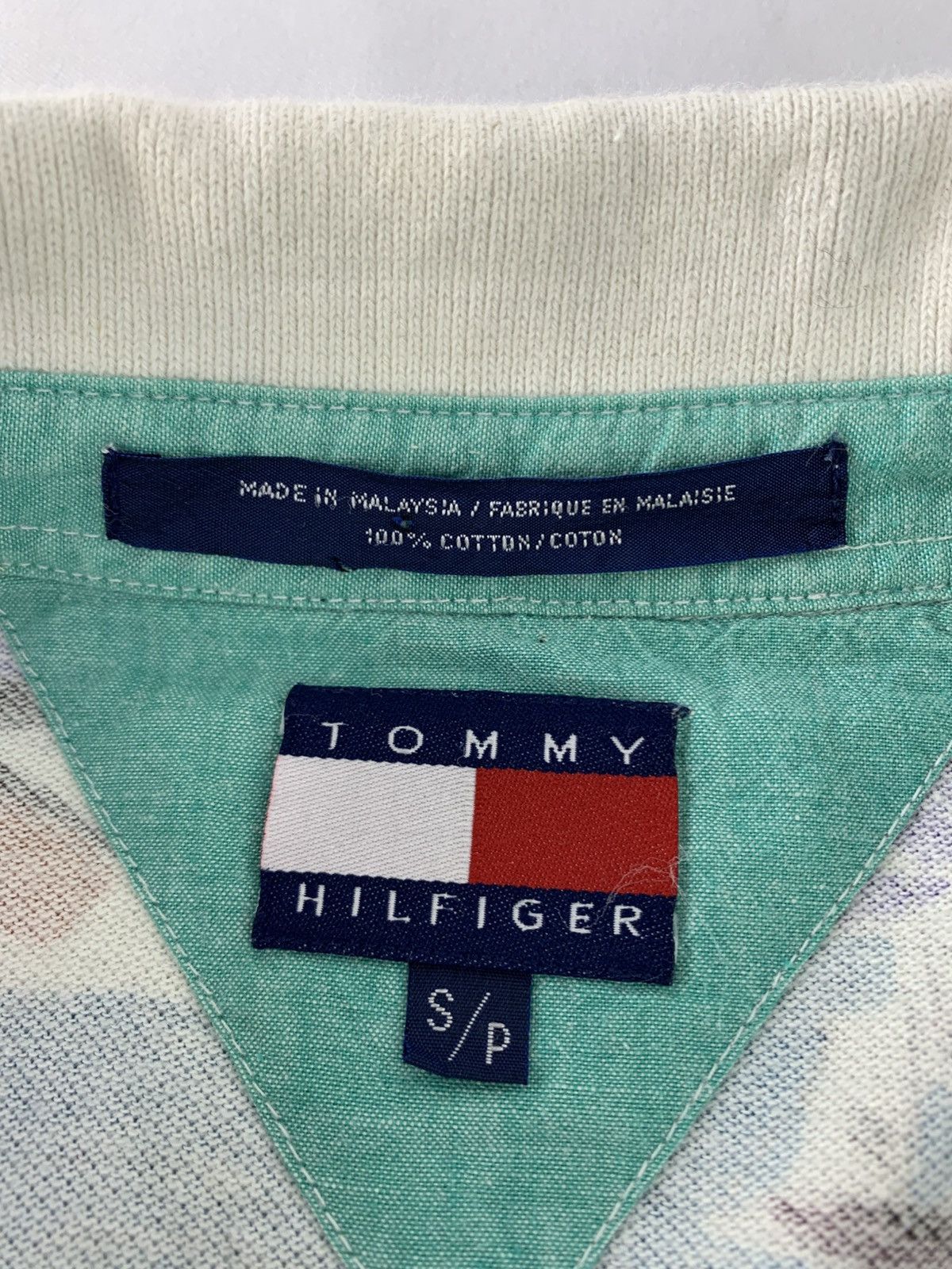 Tommy Hilfiger 90s Tommy Hilfiger Hawaiian Landscape Polo Tee Size US L / EU 52-54 / 3 - 5 Thumbnail