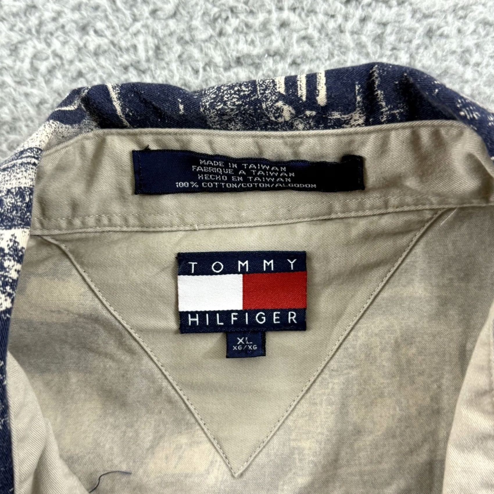 Tommy Hilfiger VINTAGE Tommy Hilfiger Shirt Men XL Car Print 90s Classic Pearl Snap Long Sleeve Size US XL / EU 56 / 4 - 6 Thumbnail