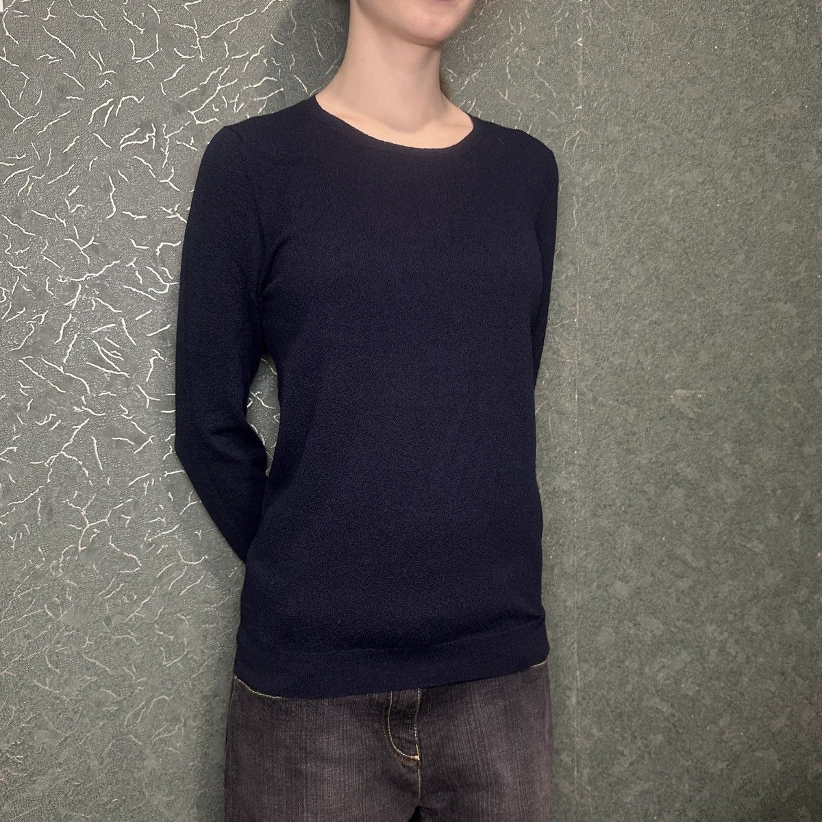 Louis Vuitton Louis Vuitton Women’s Navy Knit Sweater Size M / US 6-8 / IT 42-44 - 5 Thumbnail