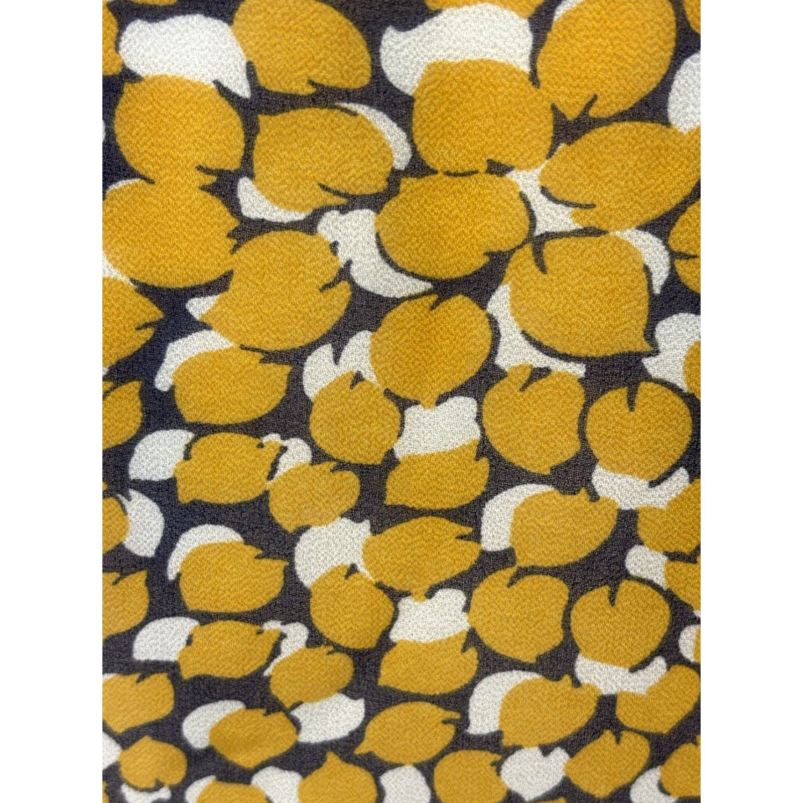 Banana Republic Banana Republic Semi Sheer Lemon blouse Shirt Sz Small Women’s Button Up Size S / US 4 / IT 40 - 6 Thumbnail