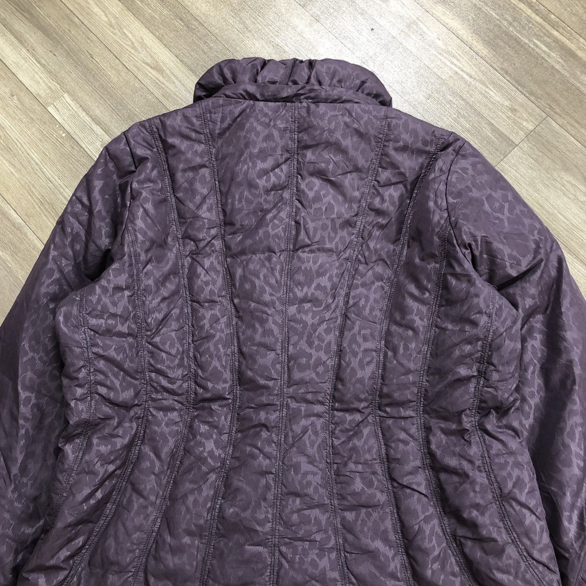 Balmain Vintage Balmain Paris Leopard Down Jacket Size M / US 6-8 / IT 42-44 - 23 Thumbnail